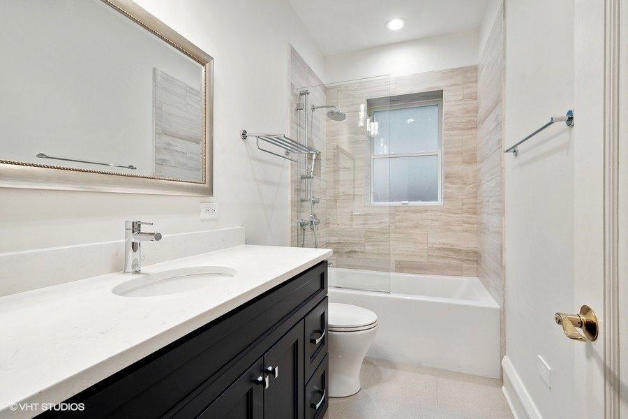 23_1106JudsonAve_Unit1_9_2ndBathroom_LowRes.jpeg