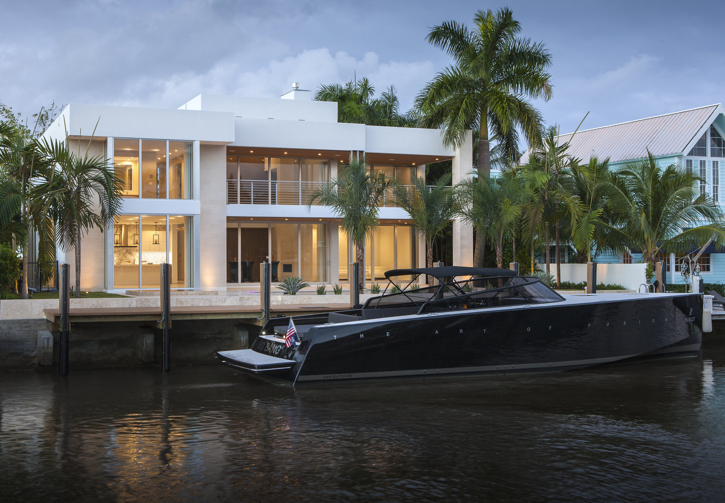 Barcelona Drive Waterfront home