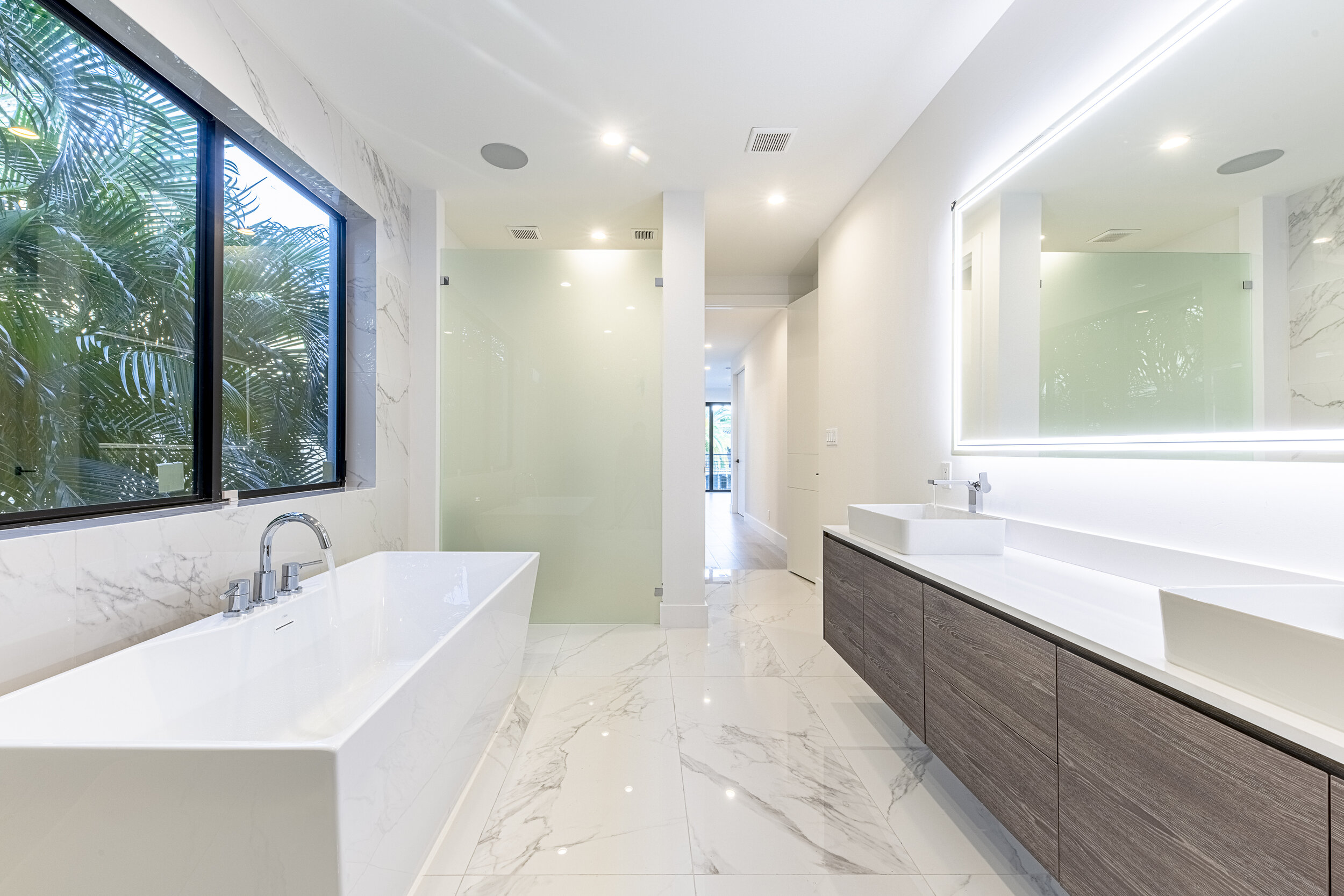 Victoria Park, Fort Lauderdale, custom townhomes oversized custom vanity with LED lighting and spa tub