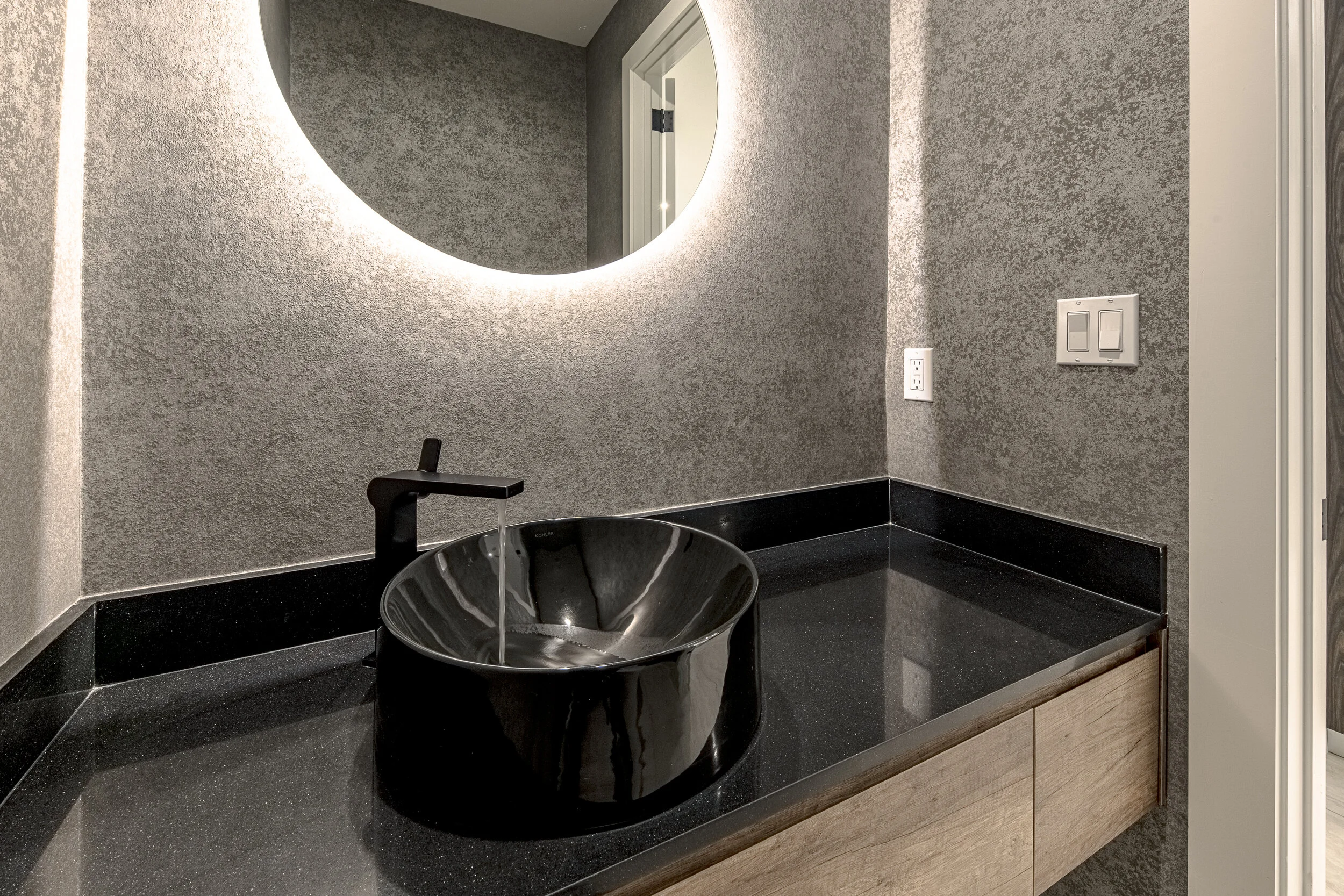 Victoria Park, Fort Lauderdale, luxury townhomes powder room