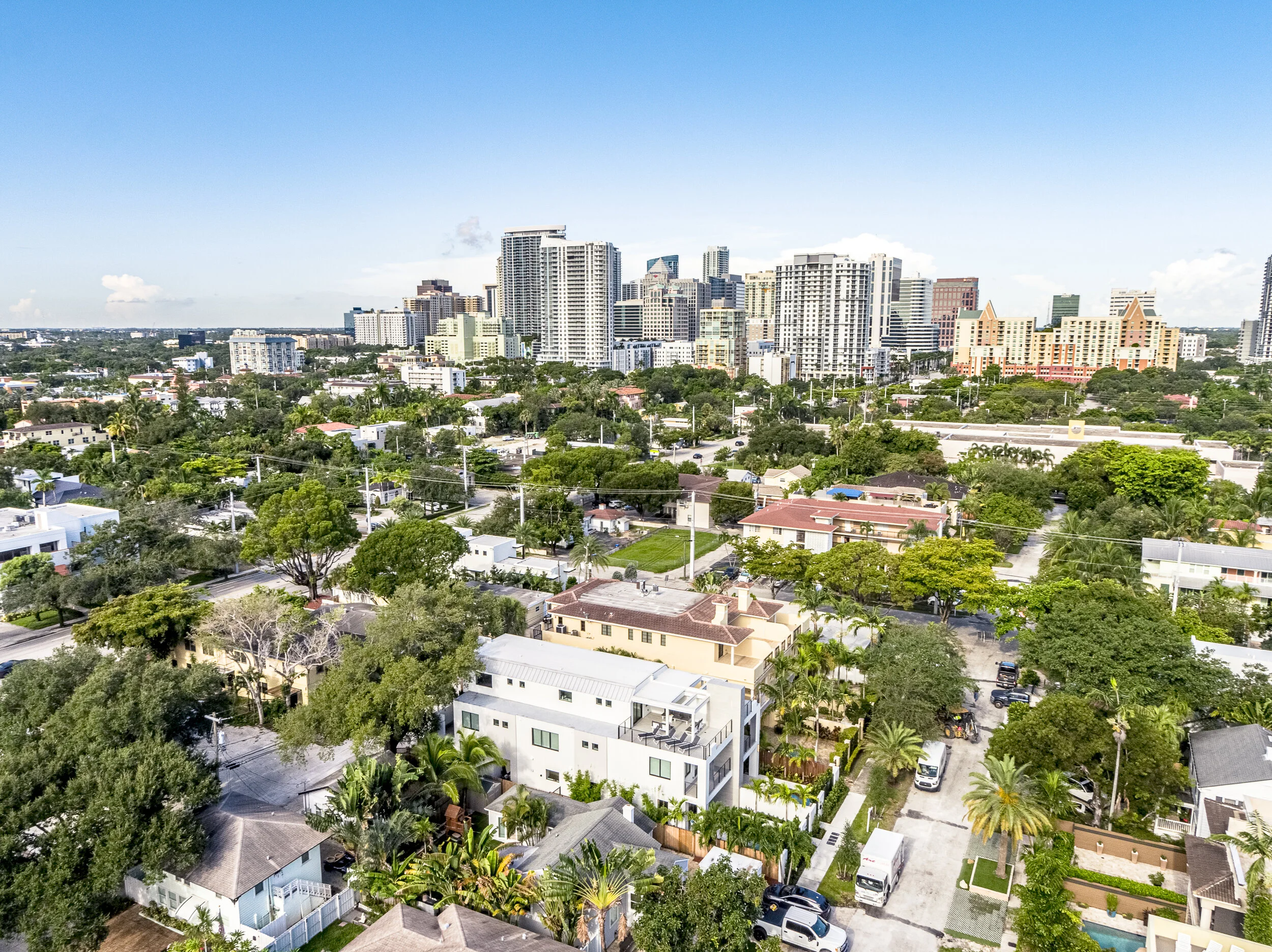Victoria Park, Fort Lauderdale, luxury townhomes - aerial view