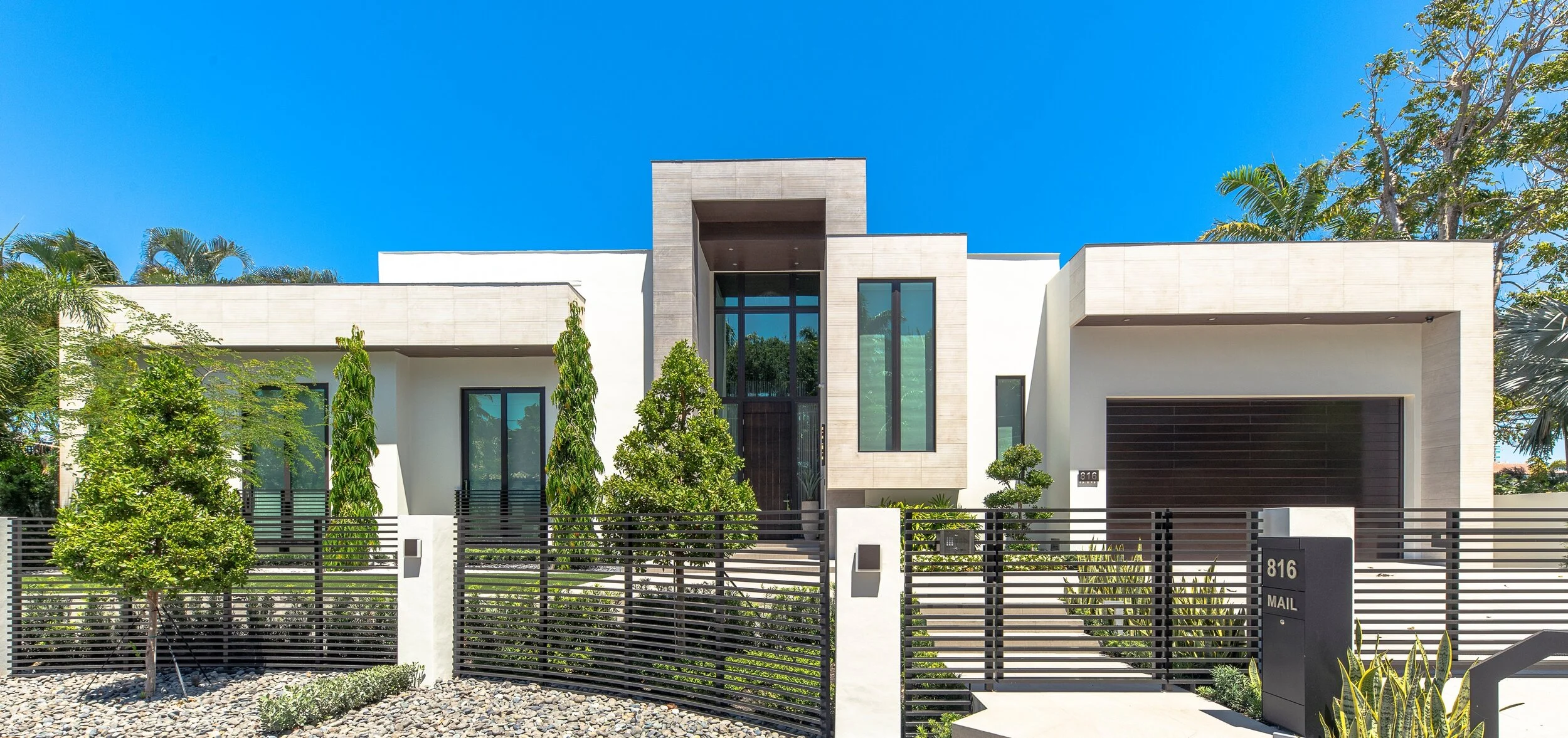 Riviera Drive Modern home front elevation