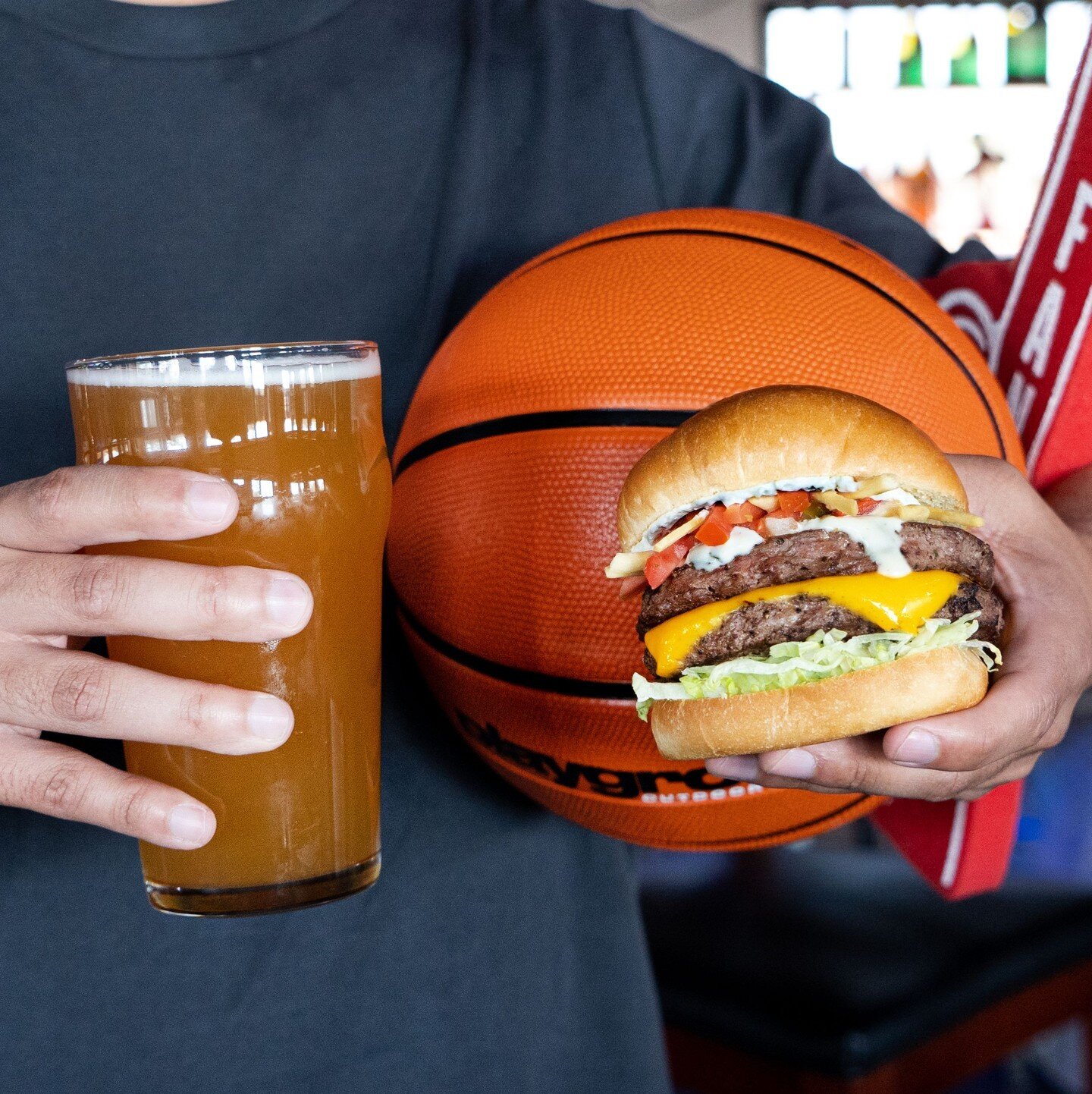 This is Nach-alo average burger 😉🍔 Enjoy all your favorites and more in time for tip-off at your local Buffalo's Cafe!

For a limited time only. Valid at participating locations. For full details, refer to the in-store menu.