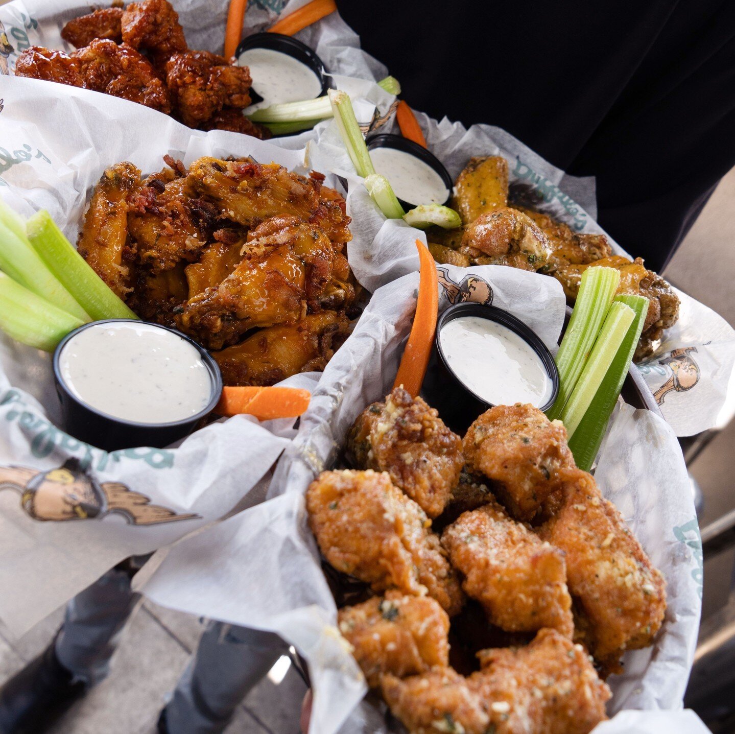 Wings as far as the eye can see 🍗👀