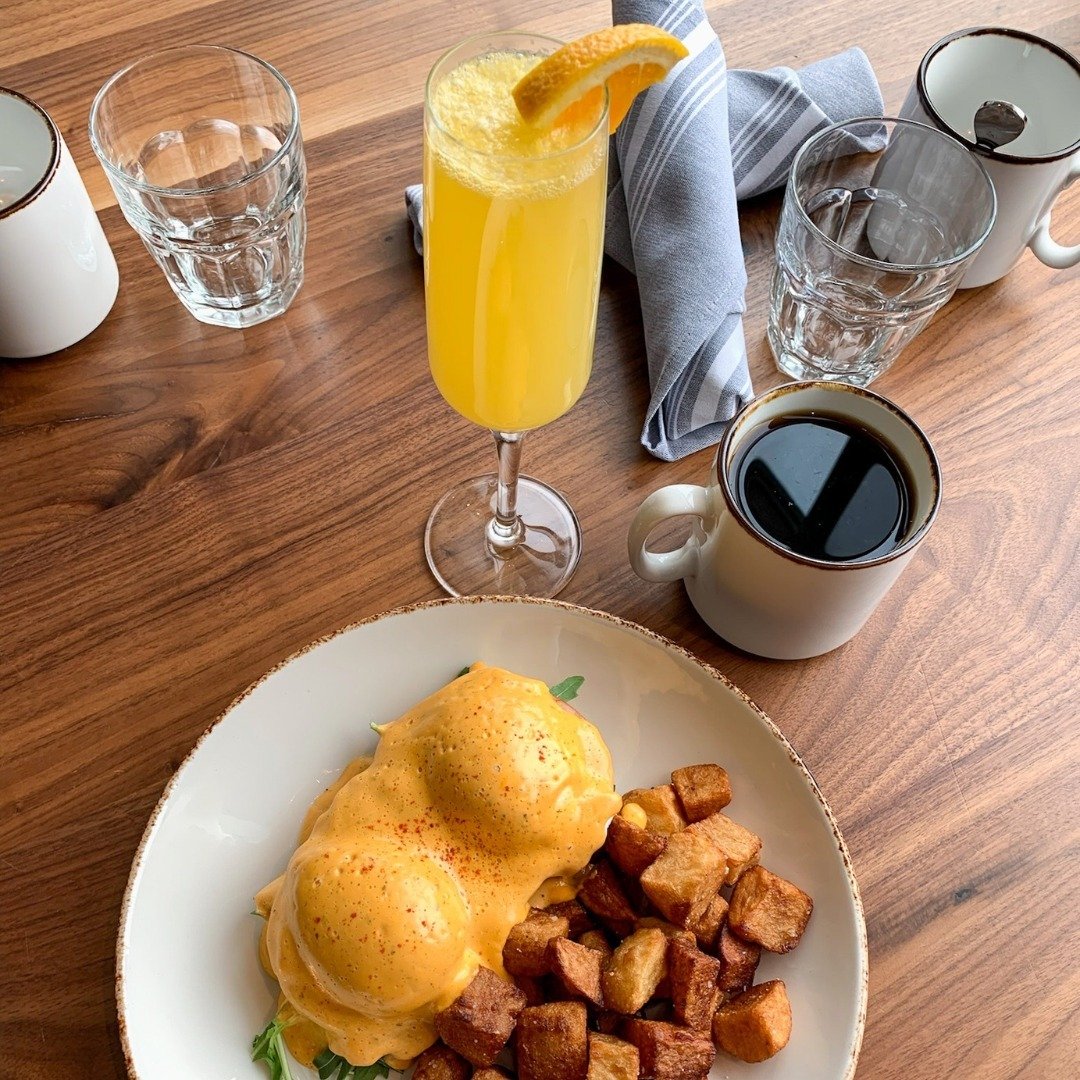 Make the plans, so mom doesn't have to! Mother's Day is three weeks away, and we're celebrating with Mimosa Brunch! Make a reservation at the #linkinbio