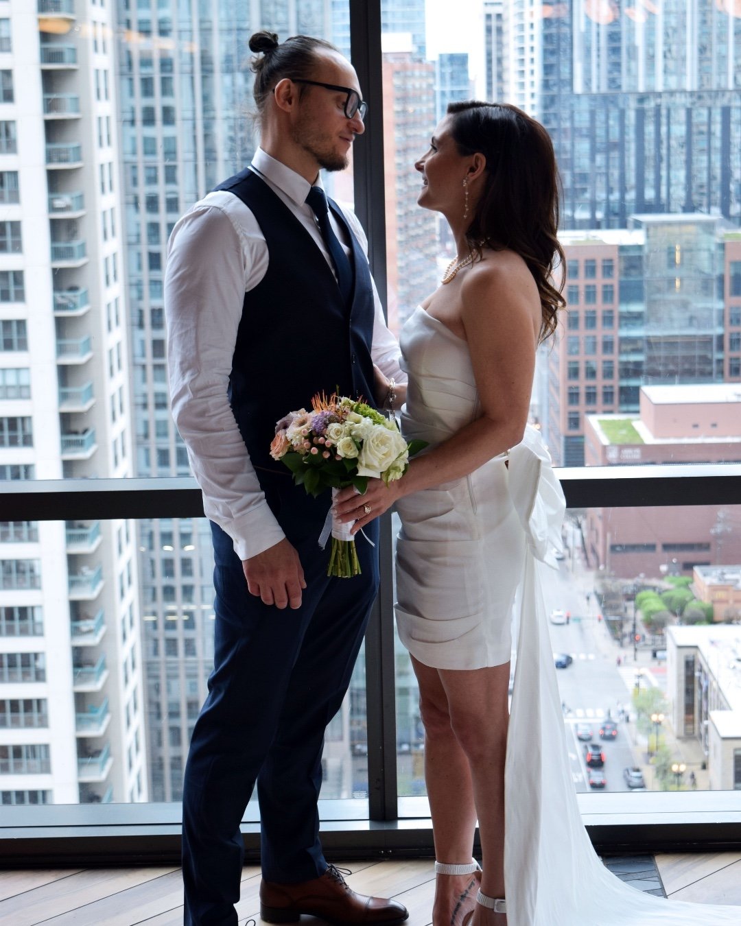 Say &ldquo;I Do&rdquo; above the clouds at Twenty-Six! With panoramic views of River North, our indoor and outdoor terrace is the perfect place to celebrate your wedding day 💕💍✨
.
.
.
#twentysixchicago #eventvenue #chicagoevents #weddingreception #