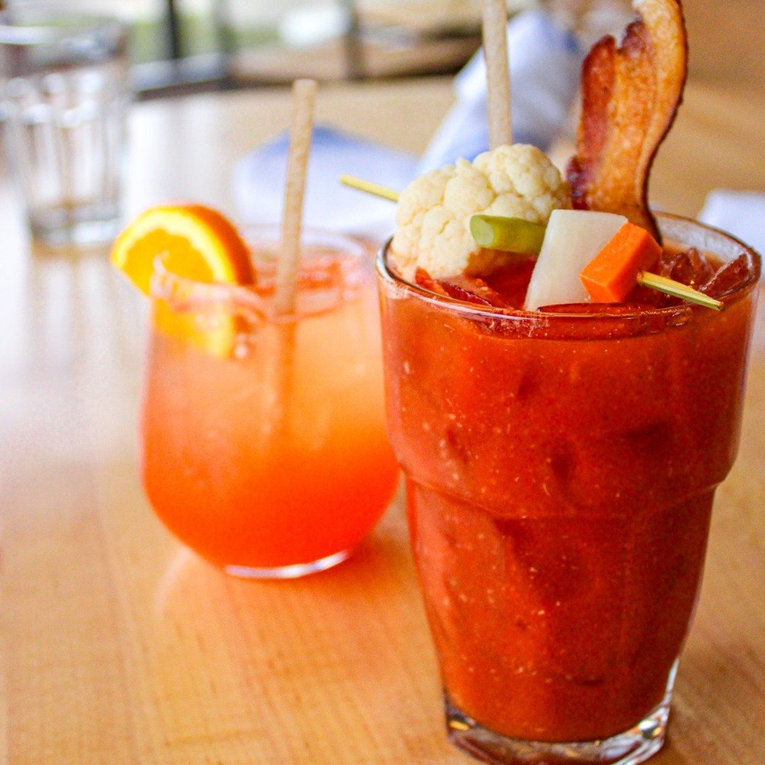 Thirsty Thursday! Let's start the day strong! 😉🍹
.
.
.
#mimosas #bottomlessbrunch #bottomlessmimosas #brunch #rosemont #brunchgoals #bloodymary #brunchtime #chicagofood #chicagosuburbs #mimosas #chicagofoodie #chicagofoodscene #dailyfoodfeed #eatin