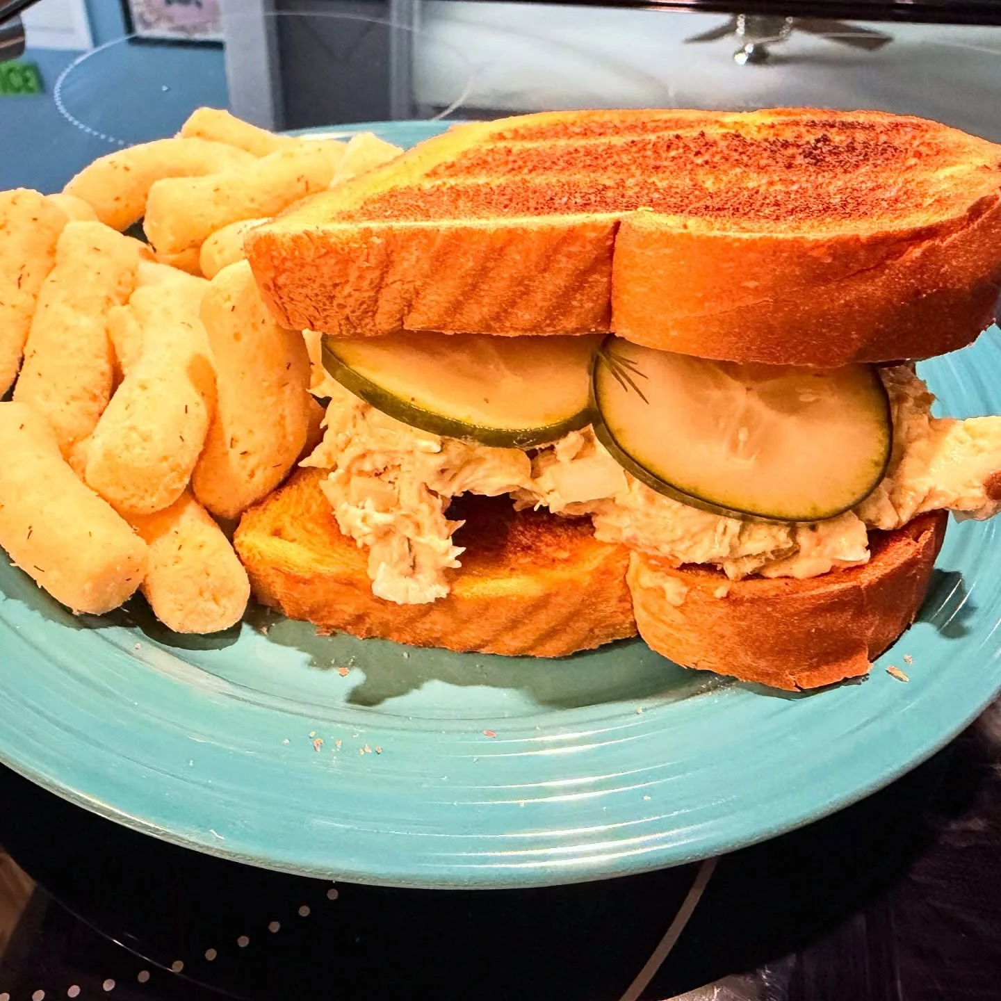 Happy Friday! Last local pickle deliveries of the year will be on Monday/Tuesday. Order yours at http://ilovewillsdills.com