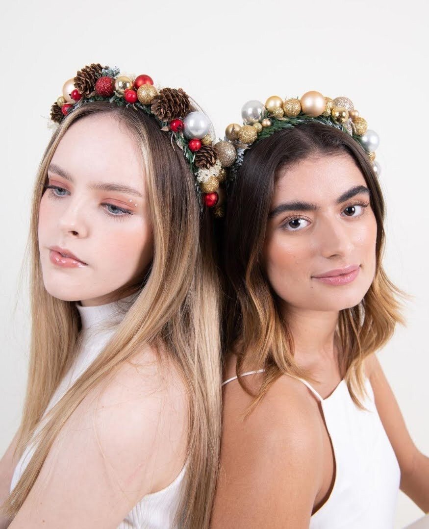 Photography: @pinkonyxphotography | Hairbands: @sassandhalo | Models: @kelcedeehan_ & @zaraoymak