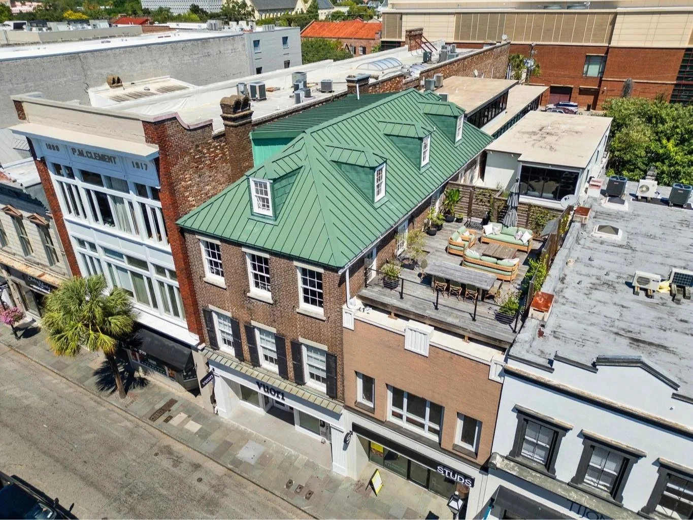 KING ST. HOA