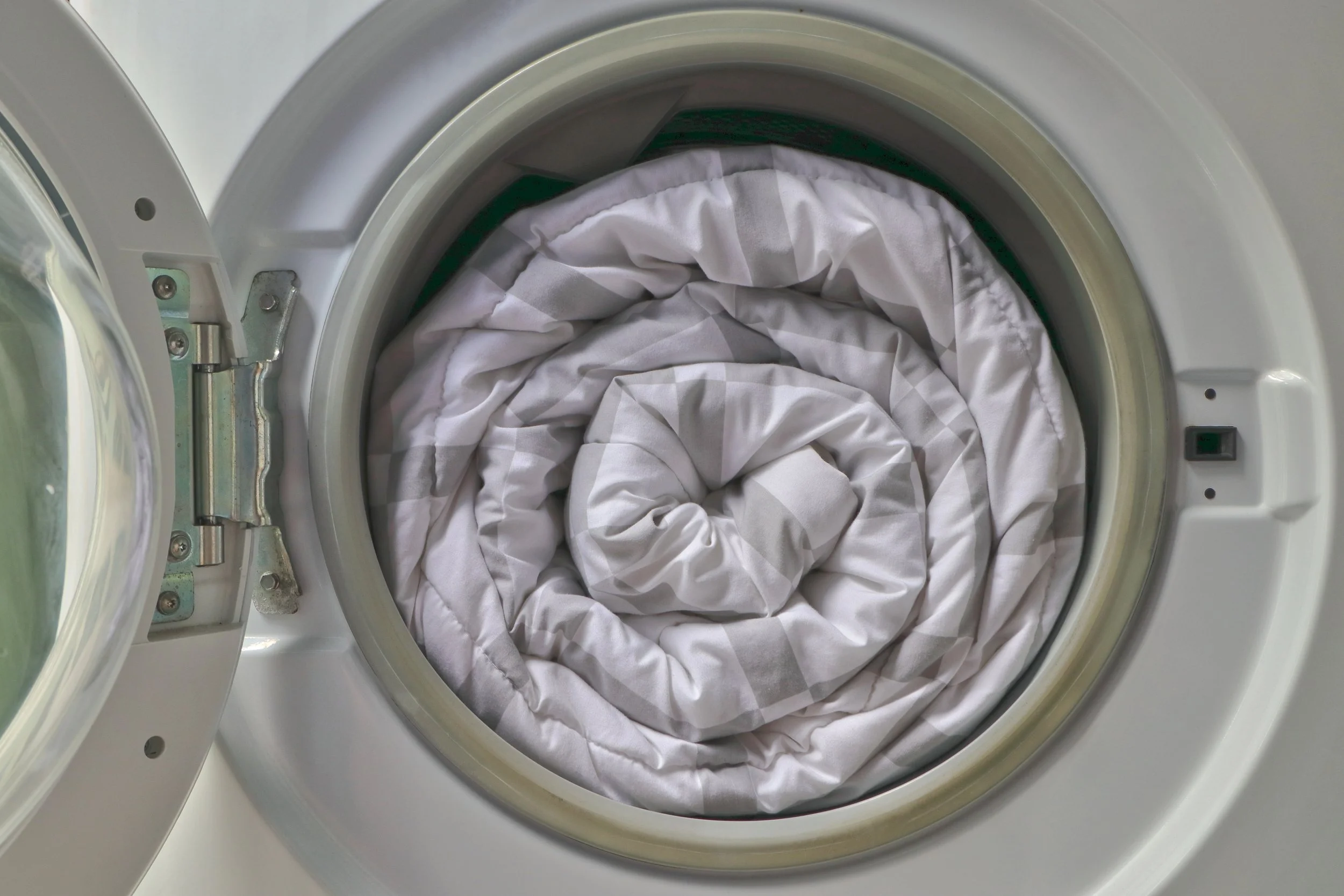 How To Launder Down Filled Comforters Sleeping Bags And Pillows How To Launder Down Filled Comforters Sleeping Bags And Pillows
