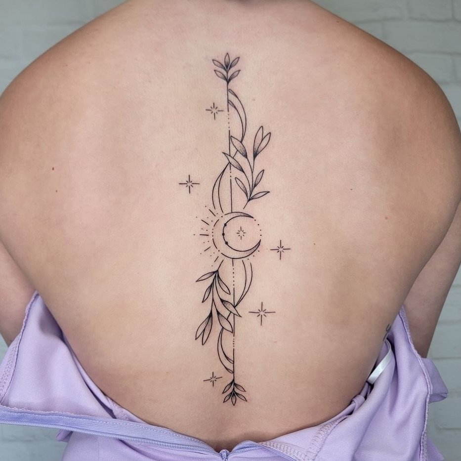 Gorgeous spine piece by @blackanchorart 🌙🌿
.
Call the shop or stop in to book with @blackanchorart 
720.904.8904 📲
.
Using #dynamiccolor #fusion_ink #eternalink #kwadron #kingpintattoosupply #fkirons #mummytattoosupply