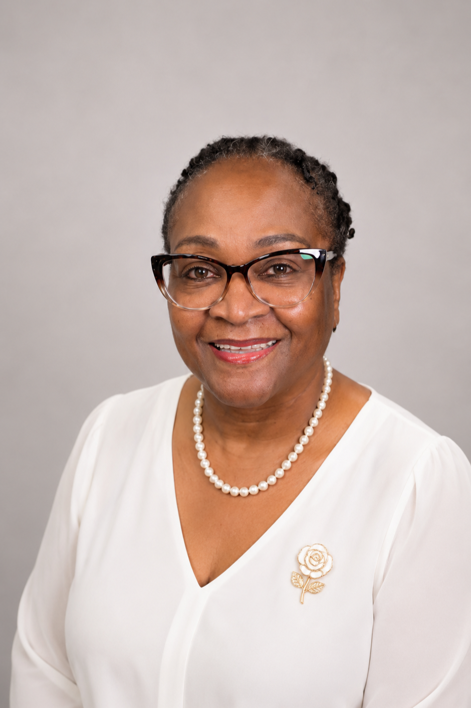 CAROLYN COX |  DEAN OF INTAKE
