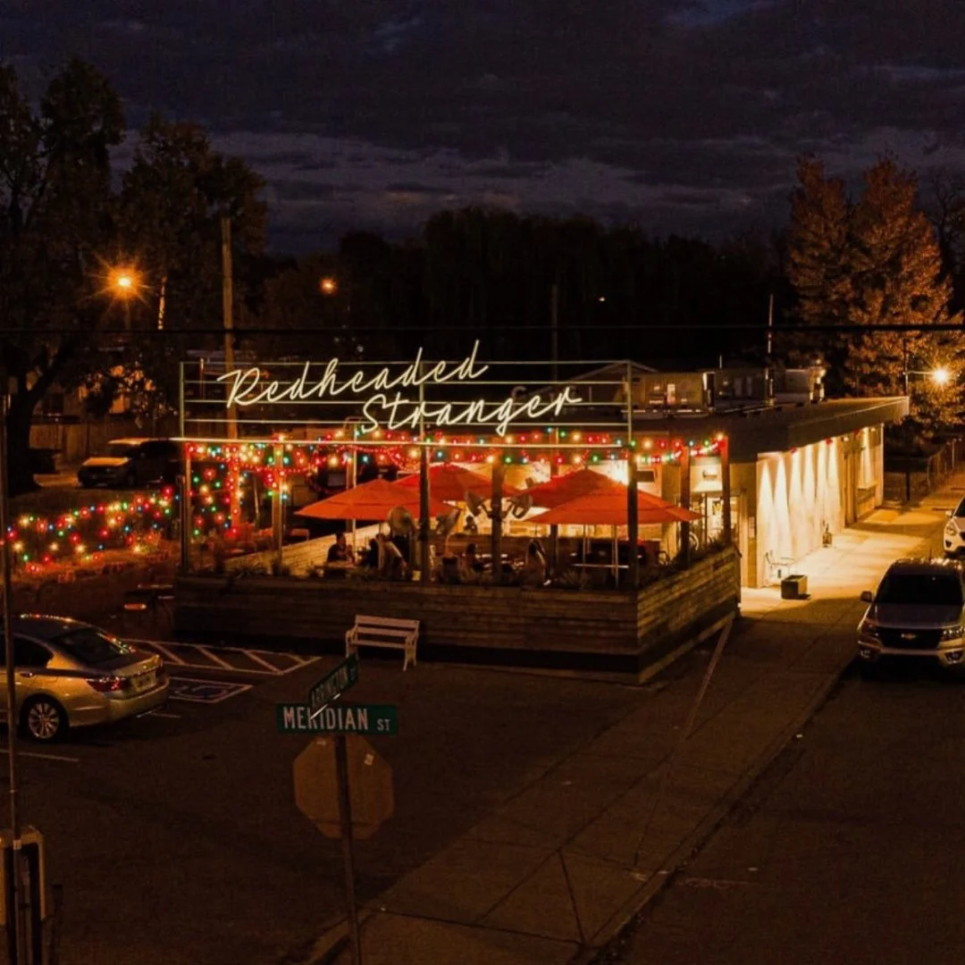 Friday nights look better here. 💫⁠
⁠
@redheadedstrngr glowing after hours &mdash; warm light, bold form, and built for gathering.⁠
.⁠
Project: @redheadedstrngr Architecture &amp; Interior Design⁠