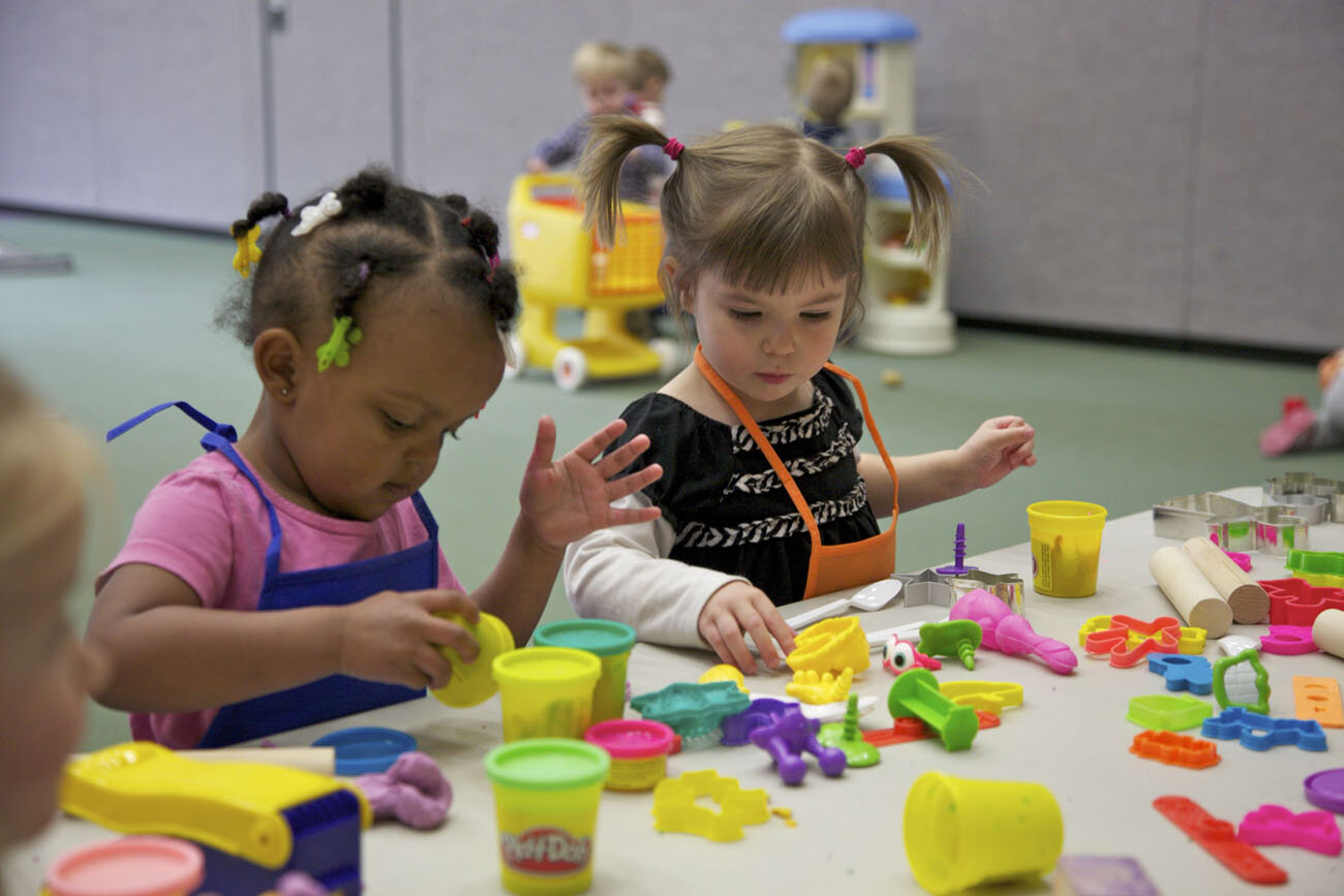 tlc-early-learning-center-bloomington-mn-2-year-olds-classroom (19).jpg