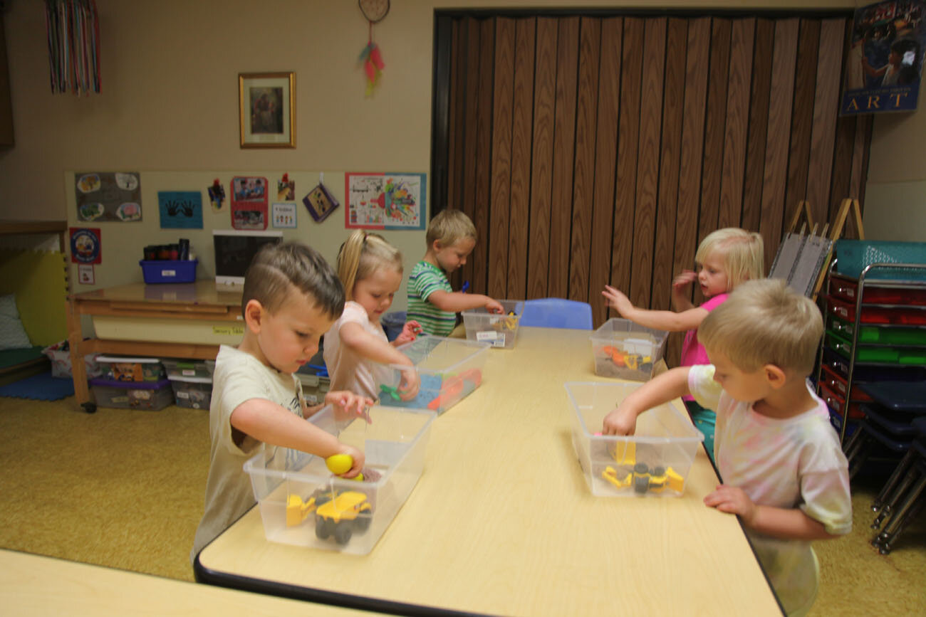 tlc-early-learning-center-bloomington-mn-3-year-olds-classroom (20).jpg