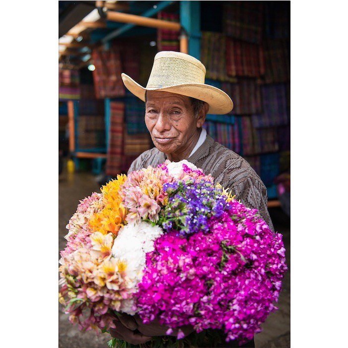 Oda al mercado
#documentaryphotography #travelphotography #Guatemala #simpleisbeautiful #diariodeviaje