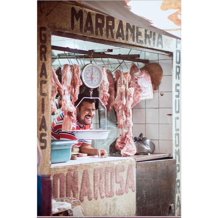Oda al mercado
#documentaryphotography #travelphotography #Guatemala #simpleisbeautiful #diariodeviaje