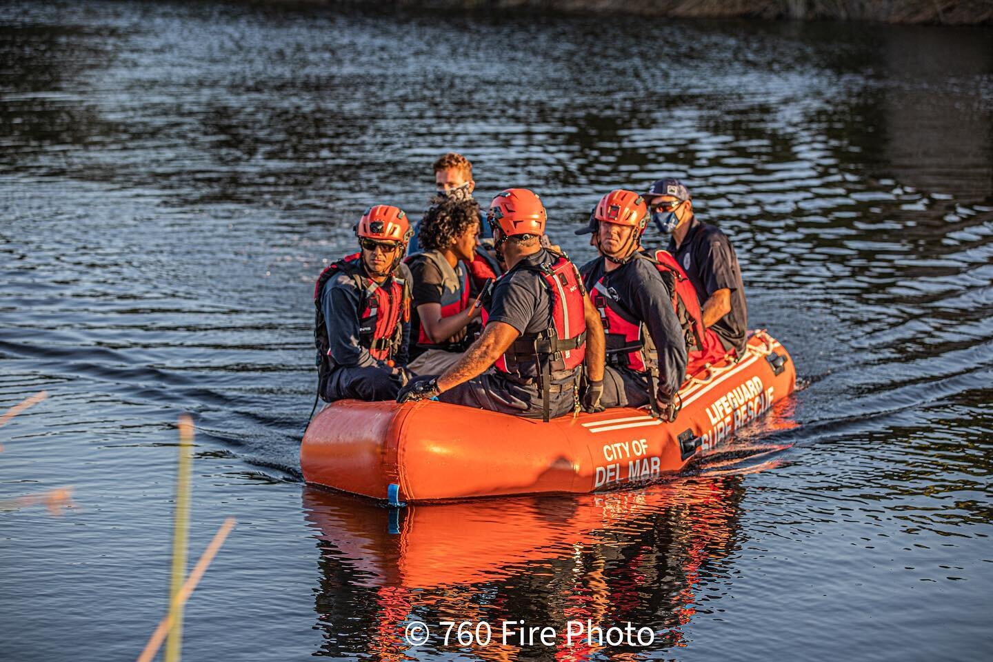 (Post 1/2) &ldquo;Valley IC&rdquo; 9-1-2020
.
.
The Rancho Santa Fe Fire District along with, the San Diego Fire Department, Encinitas Fire Department, Cal Fire San Diego, San Diego Lifeguards, and Del Mar life guards. Conducted a water rescue in 4S 