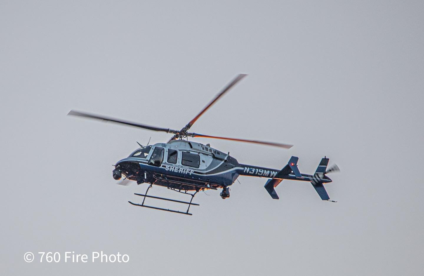 A couple of impromptu shots I grabbed of @sdsheriff ASTREA in my area this evening.
.
.
#astrea #sdsheriff #sheriff #deputy #helicopter #police #thinblueline #760firephoto #fire #firephotography #firephoto #sdsheriffastrea