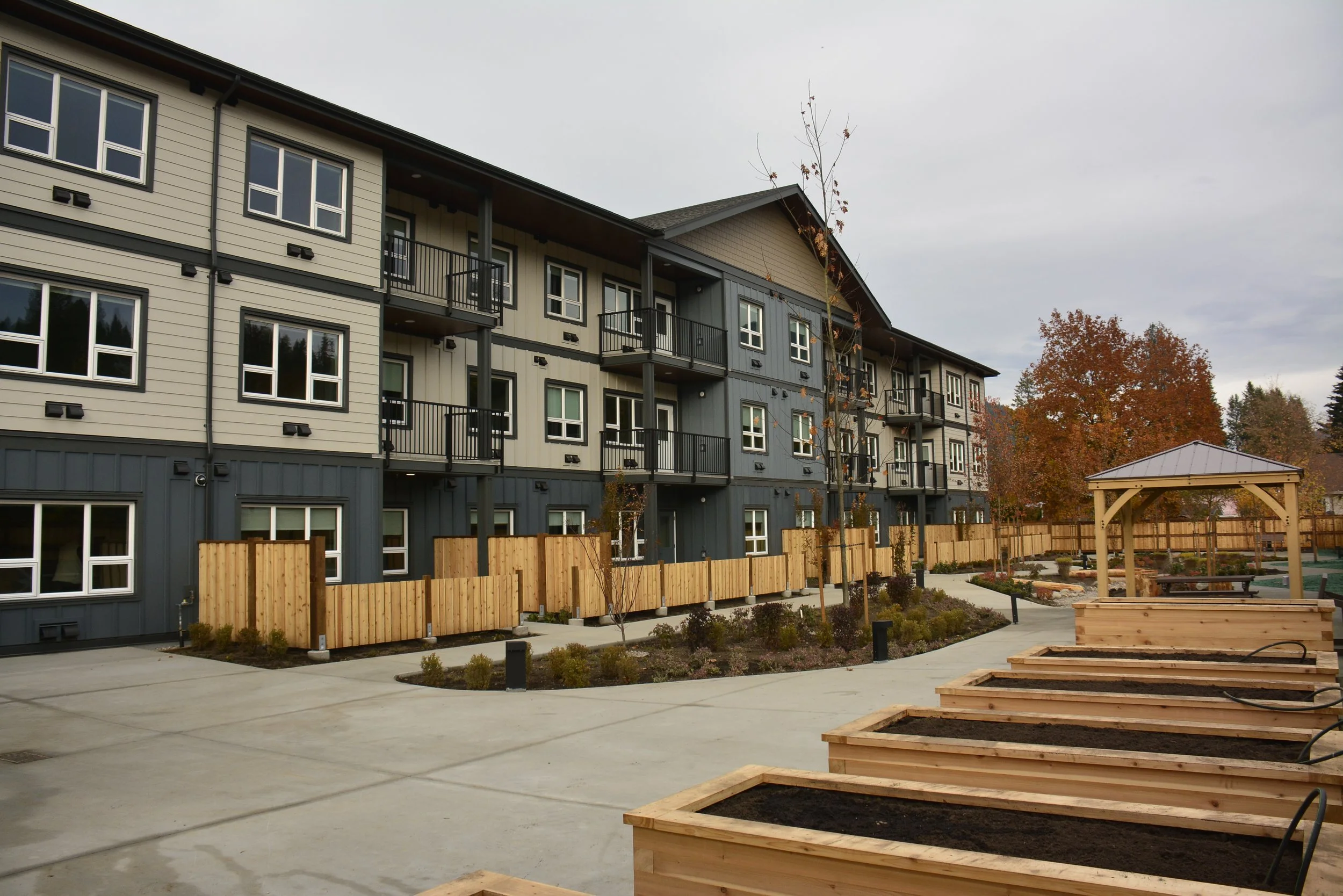 APPLY FOR HOUSING — LCAHS