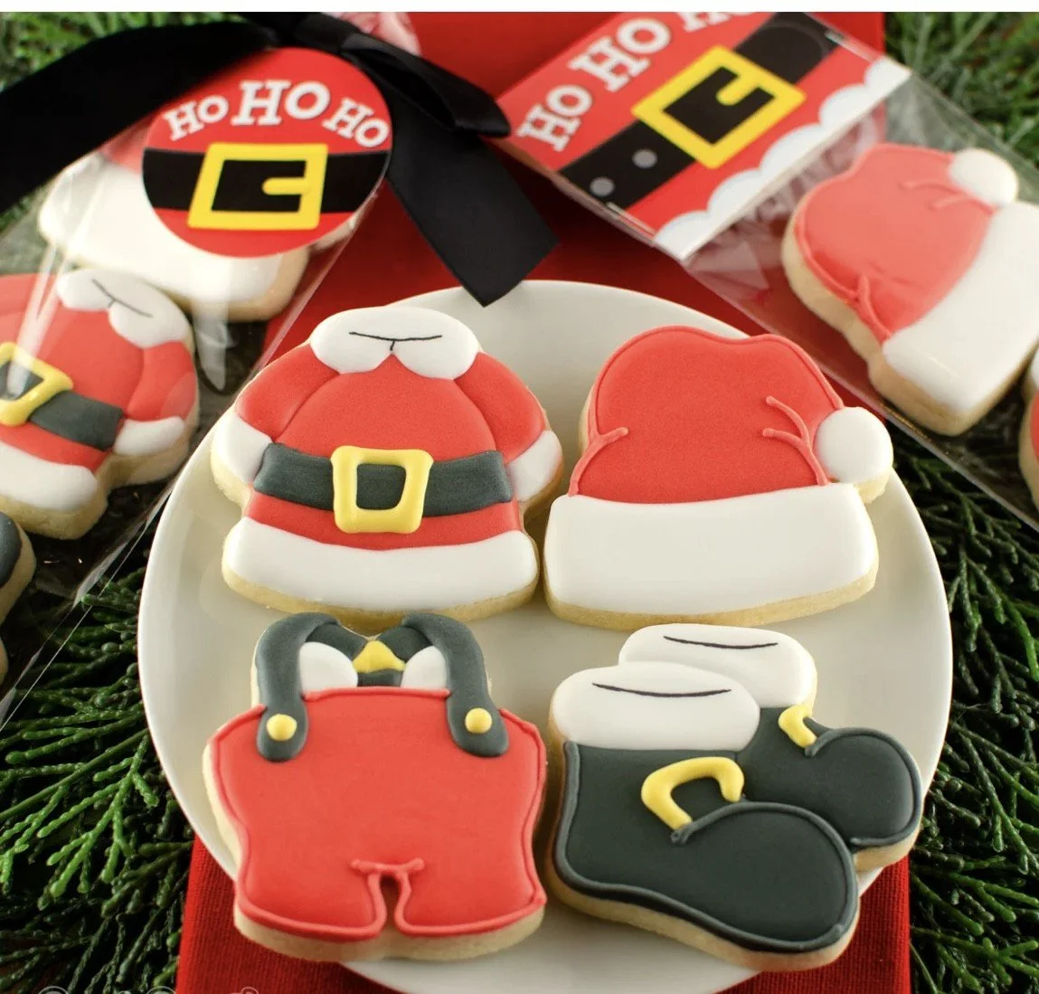 Santas Outfit Mini Cookie Set (4pc)