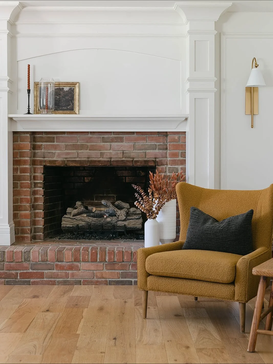 Getting cozy by the fire never goes out of style. Grab a book and your favorite blanket and settle in 🔥

Designed and styled by us @stellanoirdesign 
📸
1. &amp; 4. @ramseybakerphotos_interiors 
2. &amp; 3. @dan.aponte.photographer