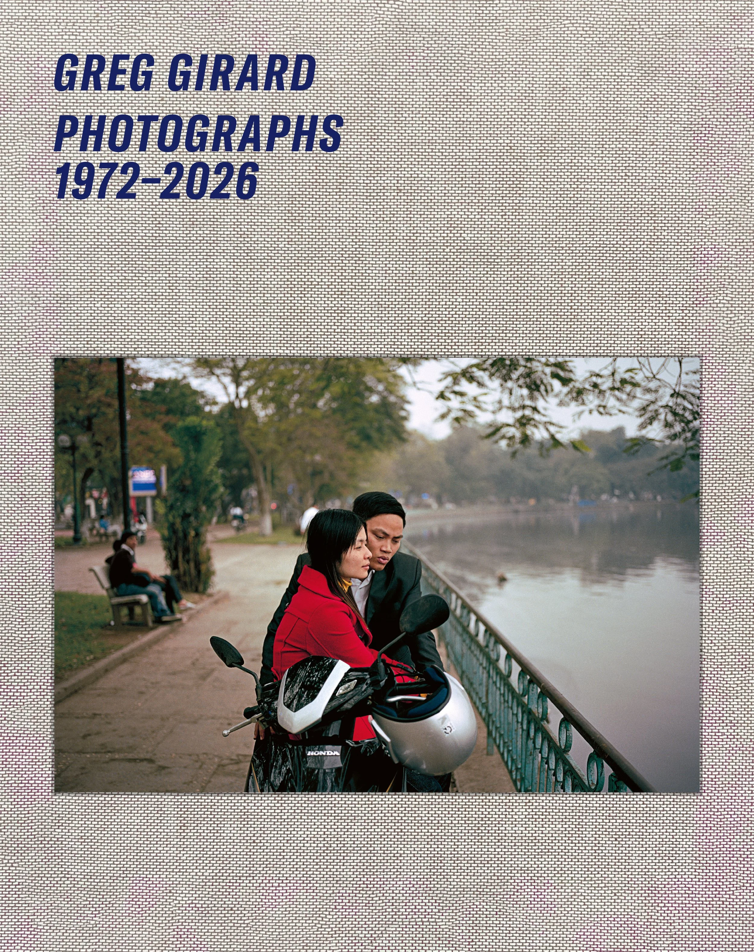 Couple at West Lake Hanoi, 2010 .jpg