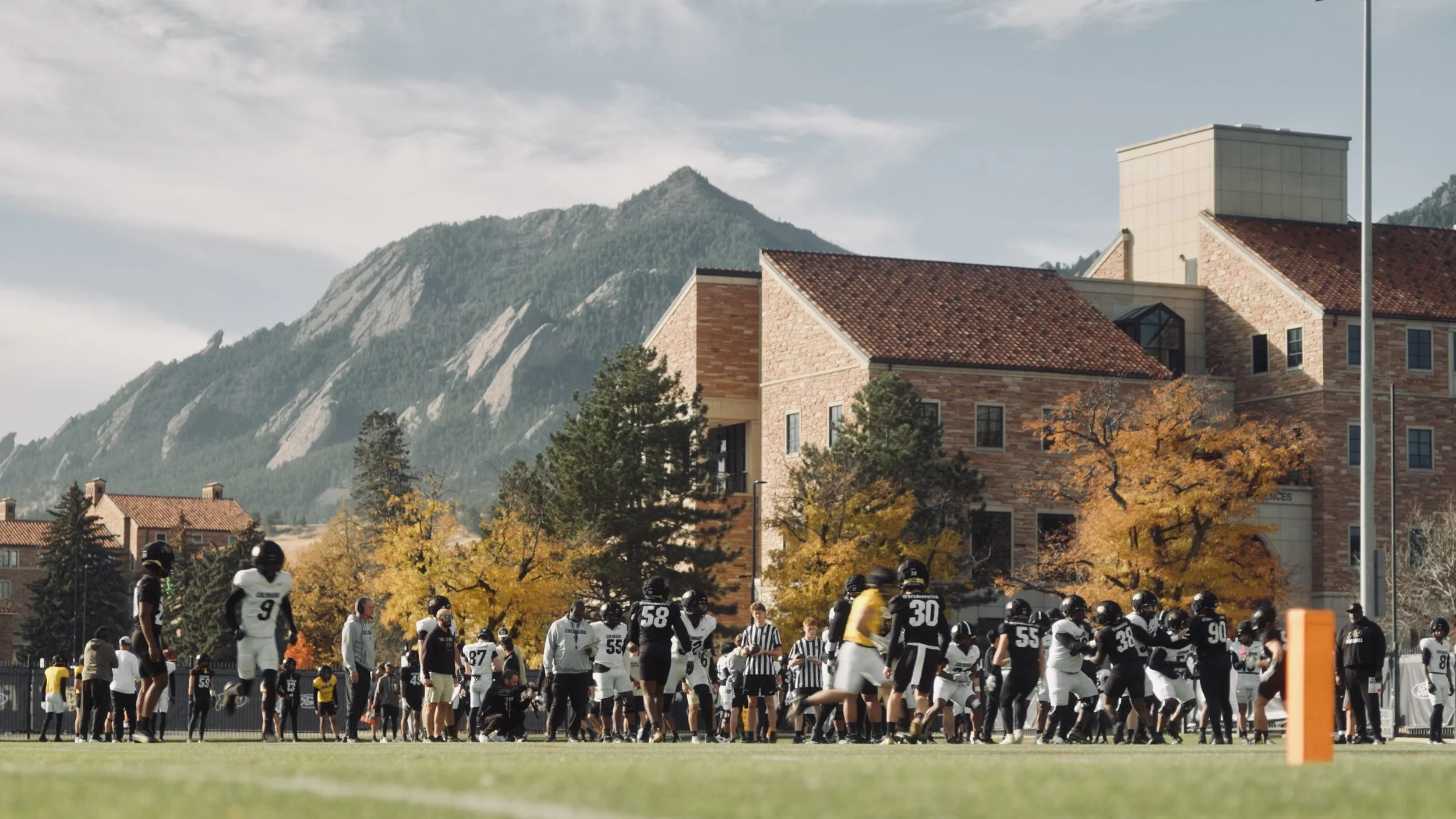 Still 2025-11-04 171414_1.4.1.jpg