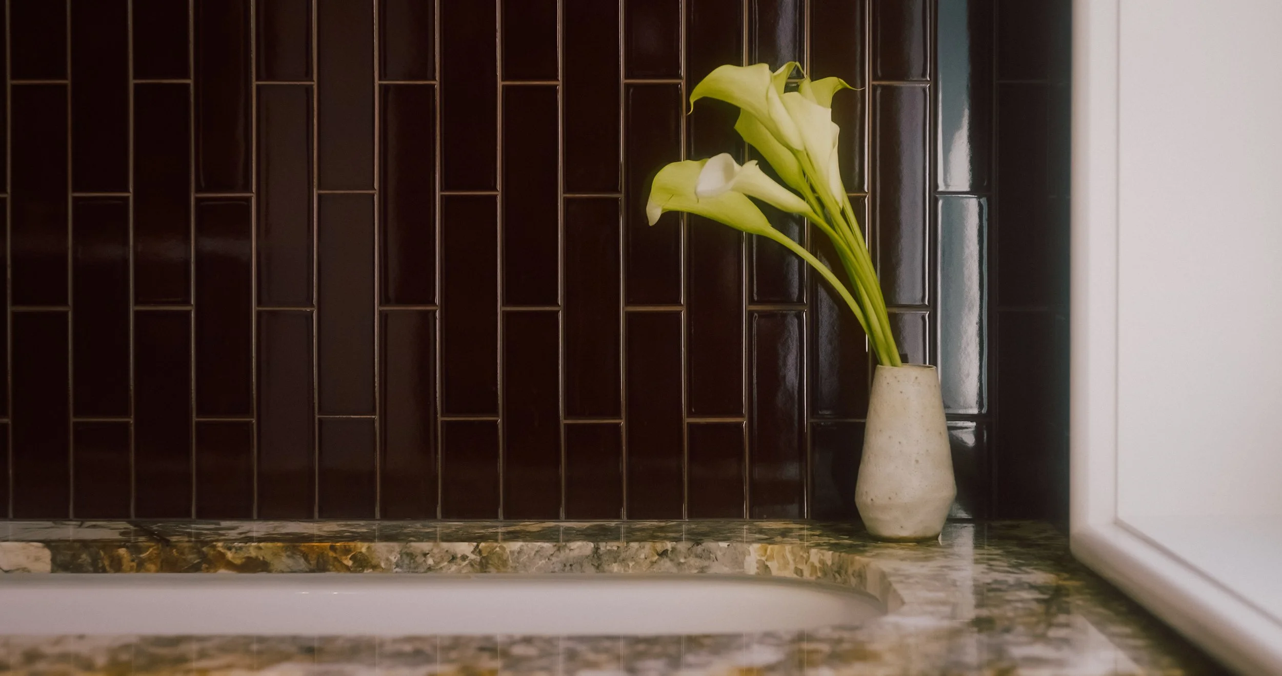 CAM A1500.MXF.12_42_22_22.Still001.jpg