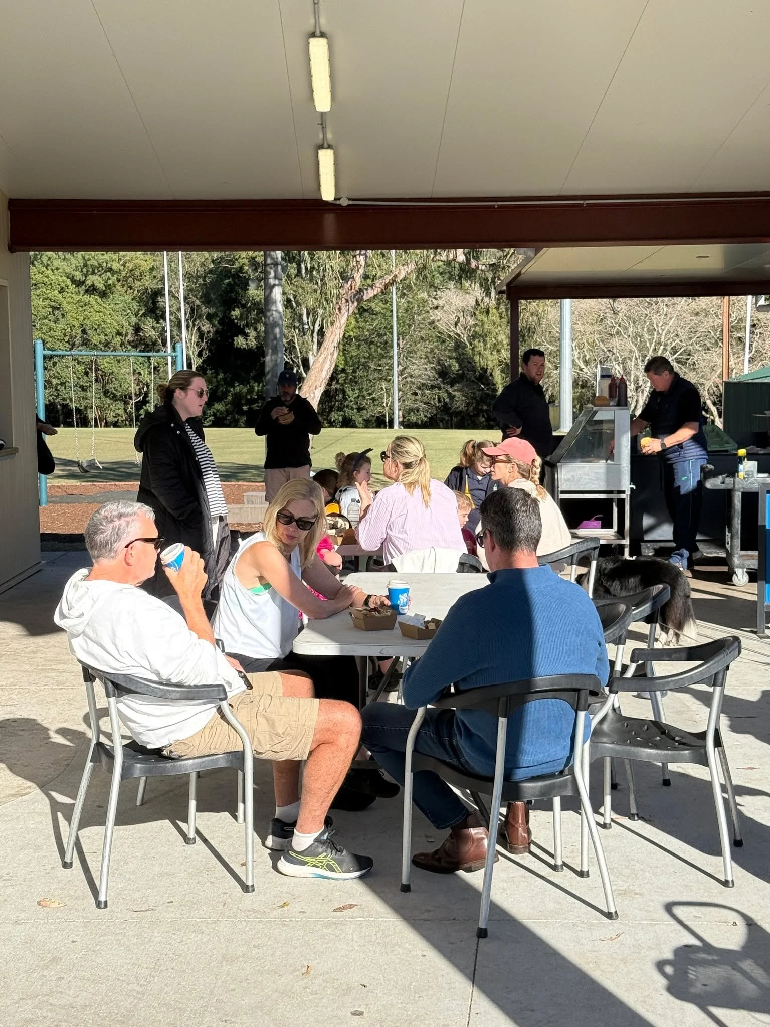 Our mornings at the Horseshoe Cafe at Yoku Rd are about to come to an end for 2025 so pop in tomorrow from 6am for Herbie's last Friday morning shift for the year and enjoy a great coffee and a @meatatbillys bacon and egg burger.  To our regulars, th