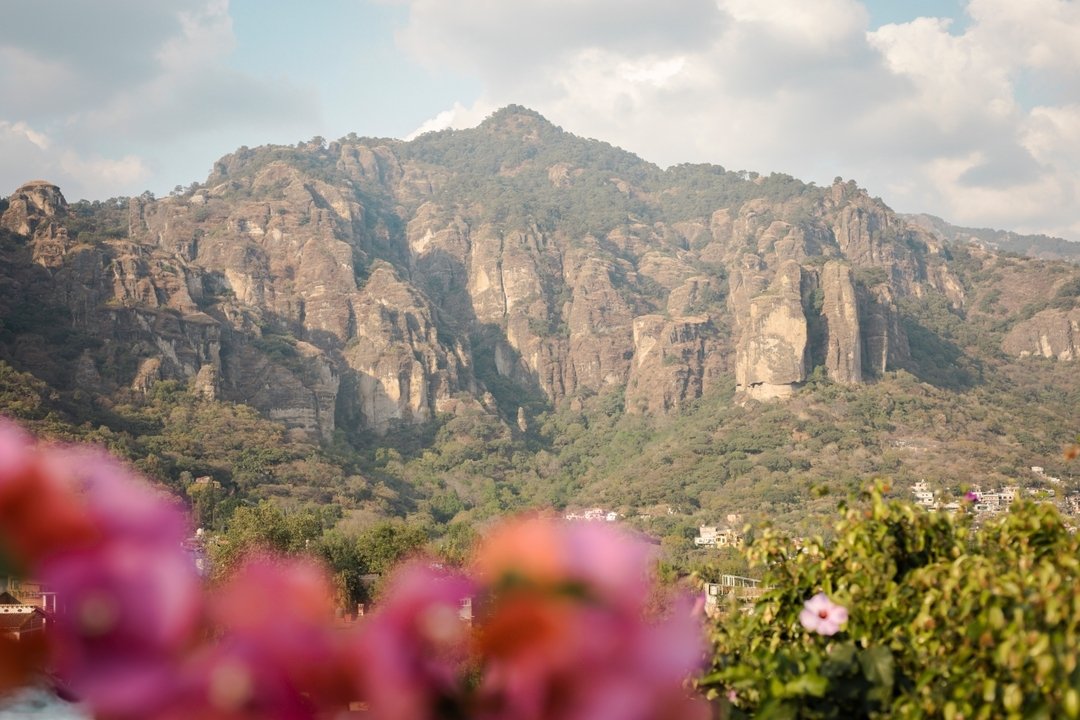 #MindfulTravels Tepoztl&aacute;n is a picturesque town located in the state of Morelos, Mexico, about an hour south of Mexico City. It is nestled among lush mountains and is often considered one of Mexico's &quot;Pueblos M&aacute;gicos&quot; or magic