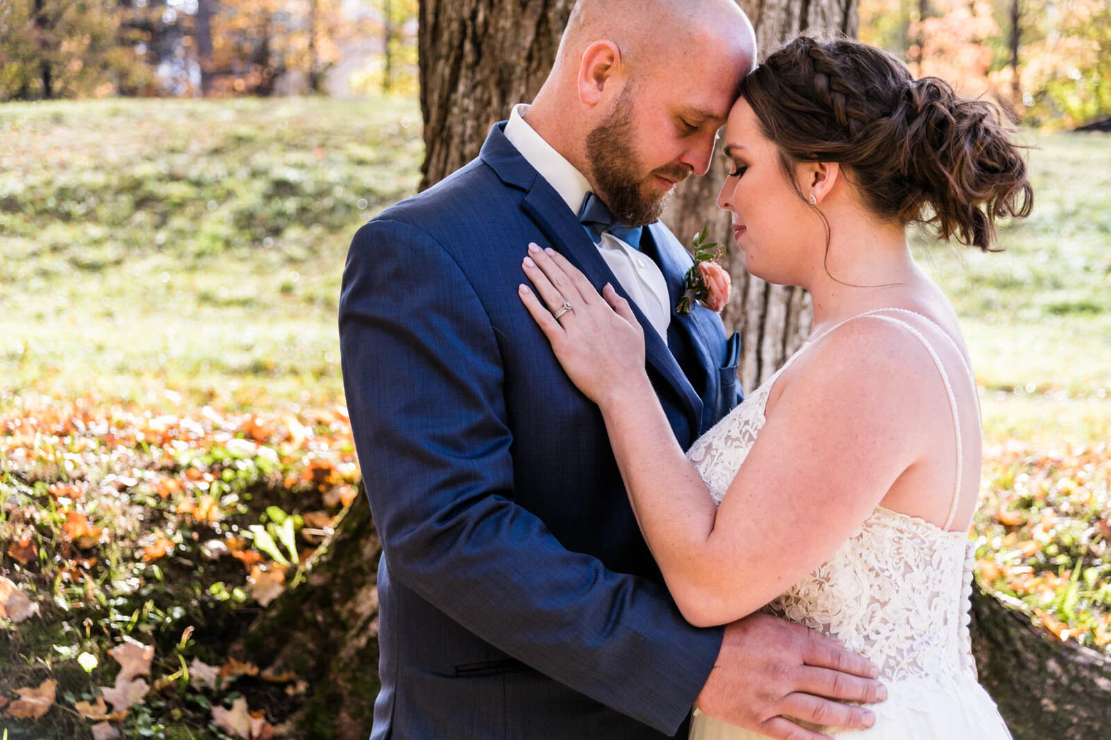 outdoor-fall-elopement-in-grafton-vt.jpg