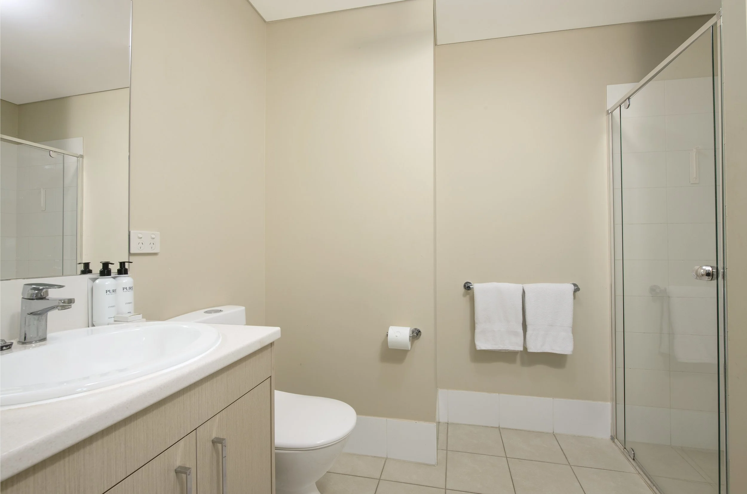 Rm 604 Bathroom view.jpg