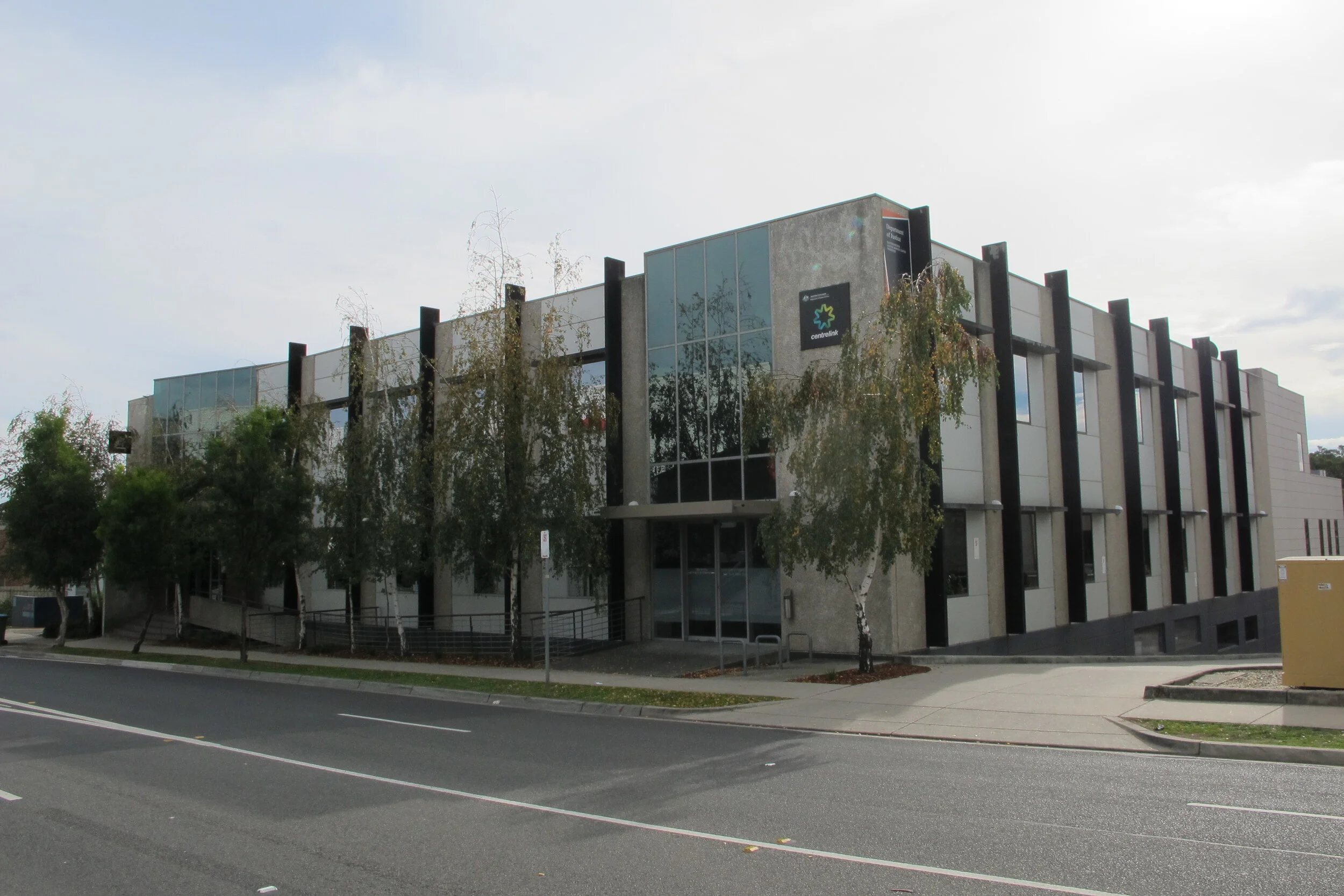 VIC ROADS: NORTH WEST AREA OFFICE    PUBLIC HOUSING: ROBERT ST, NORTHCOTE    CENTRELINK BUILDINGS: NOWRA, NSW - NARION, SA - DEVONPORT, TAS    POST OFFICES: VARIOUS LOCATIONS    CFA FIRE STATIONS: VARIOUS LOCATIONS    DEET/DSS OFFICES: MORELAND RD, BRUNSWICK - BOND ST &amp; STATION ST, RINGWOOD - MCLAUCHLAN ST, HORSHAM - YORK ST, SALE - LIME ST, MILDURA