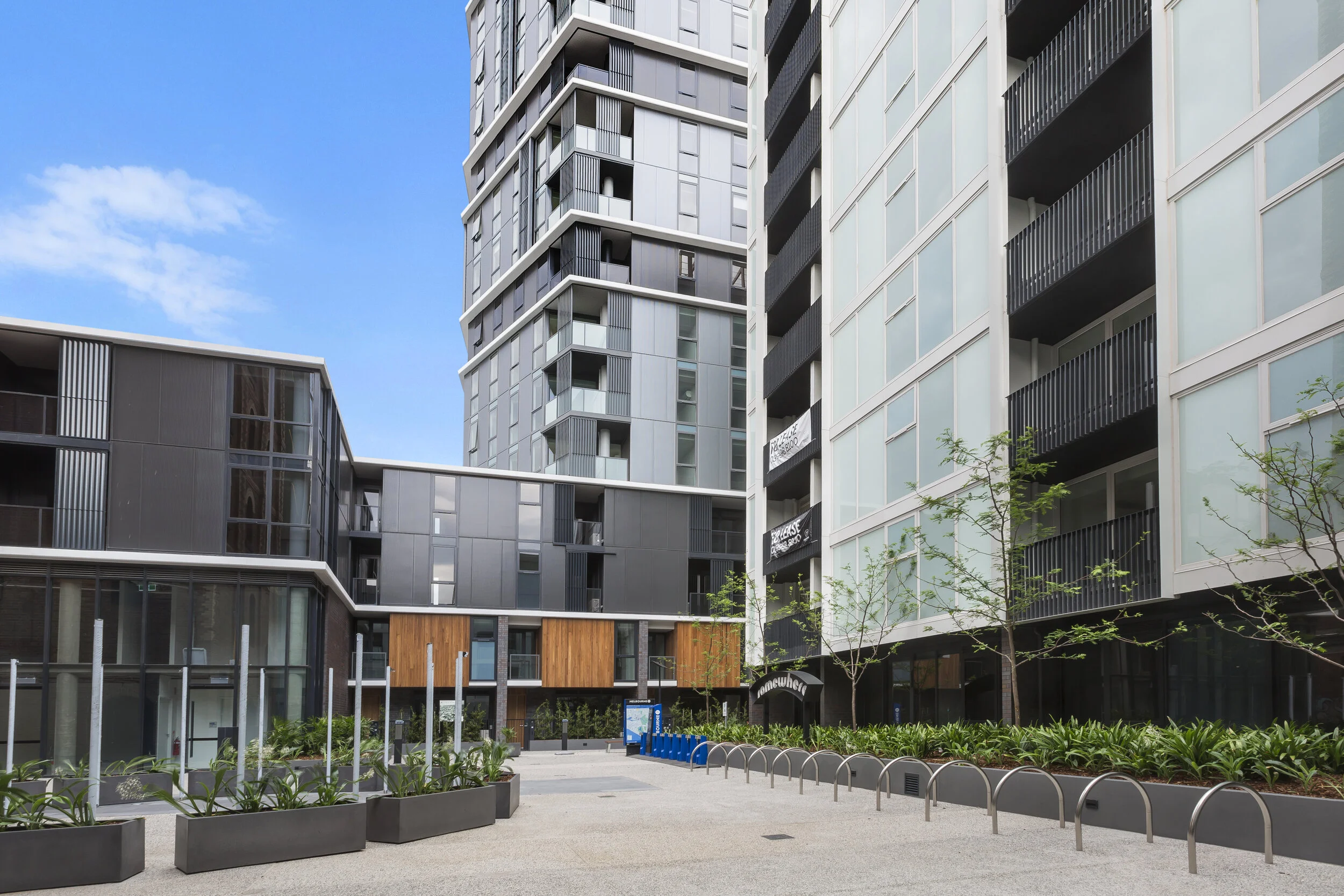 YORKSHIRE APARTMENTS, COLLINGWOOD 355 APARTMENTS/2 LEVELS OF BASEMENT CAR PARK COST: $ 95 M