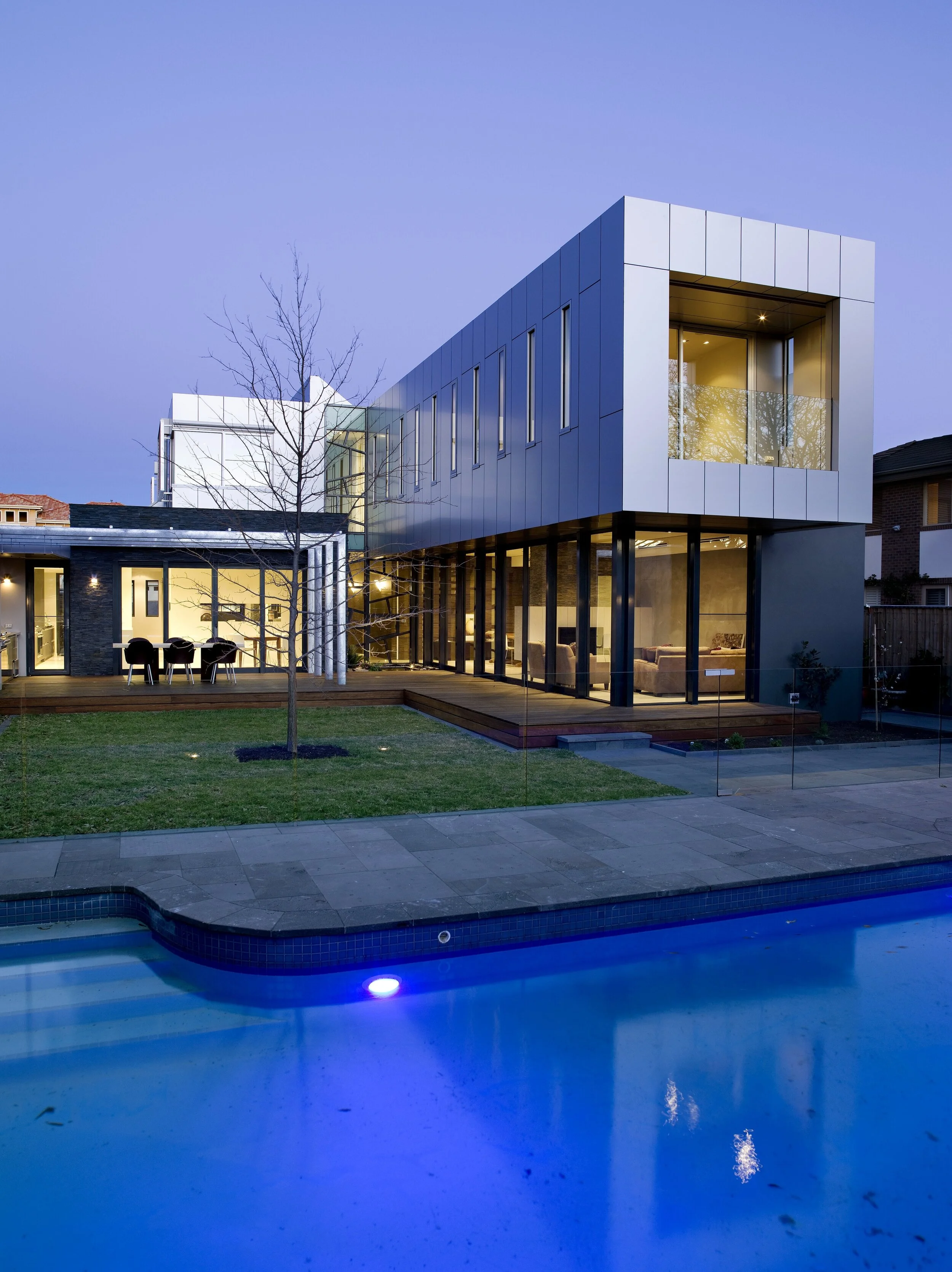 HAMPTON RESIDENCE