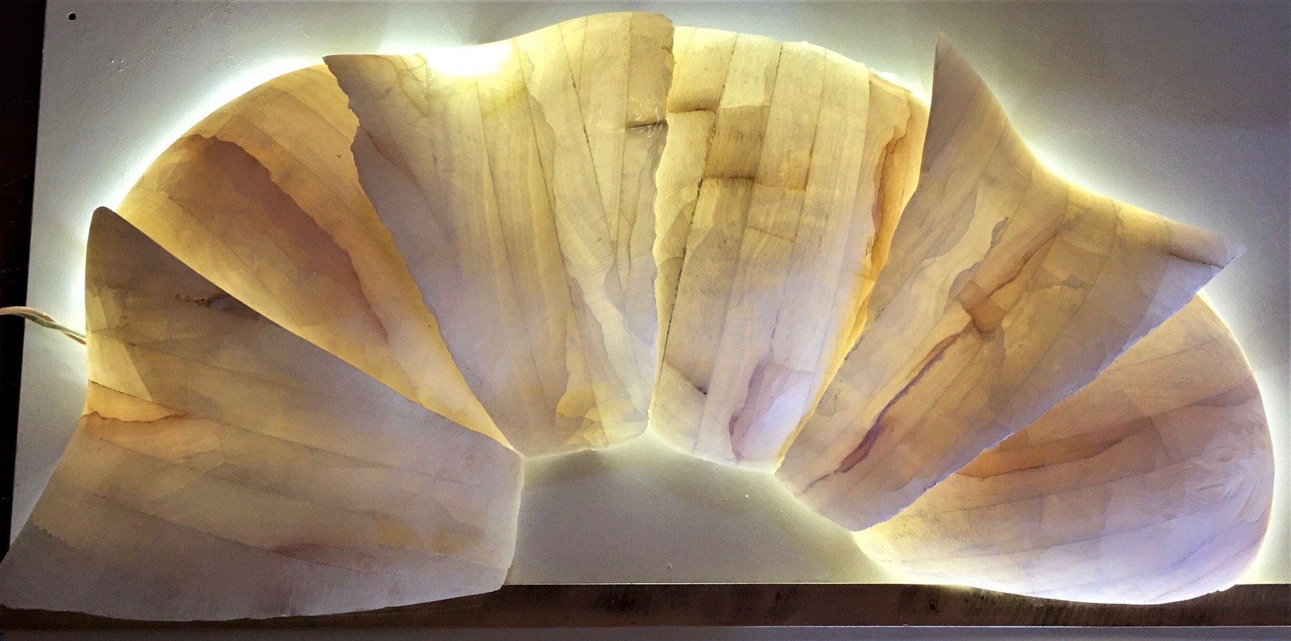 Sconce Model - 4
20" x 10" x 6"