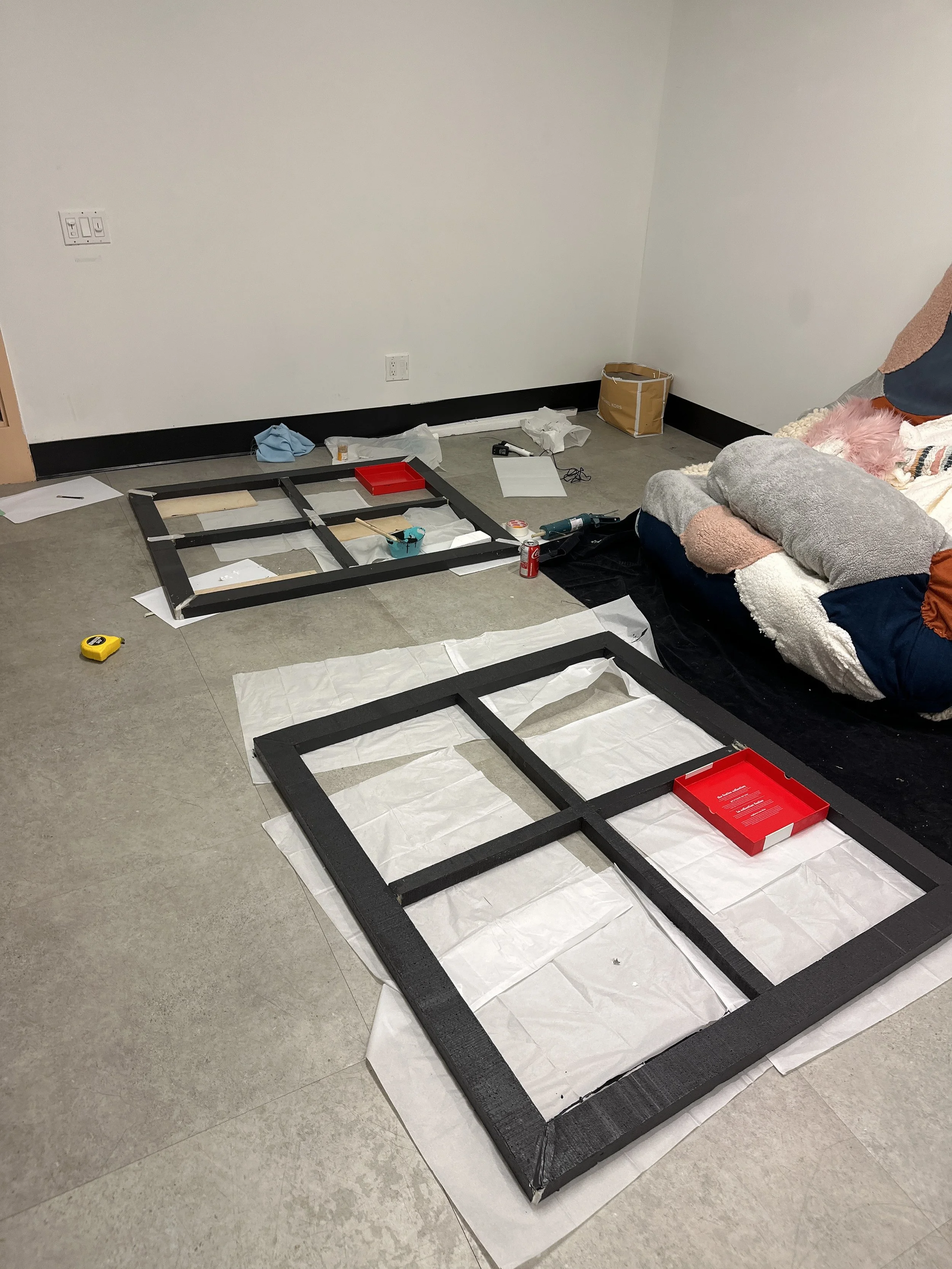 Building windows with foam