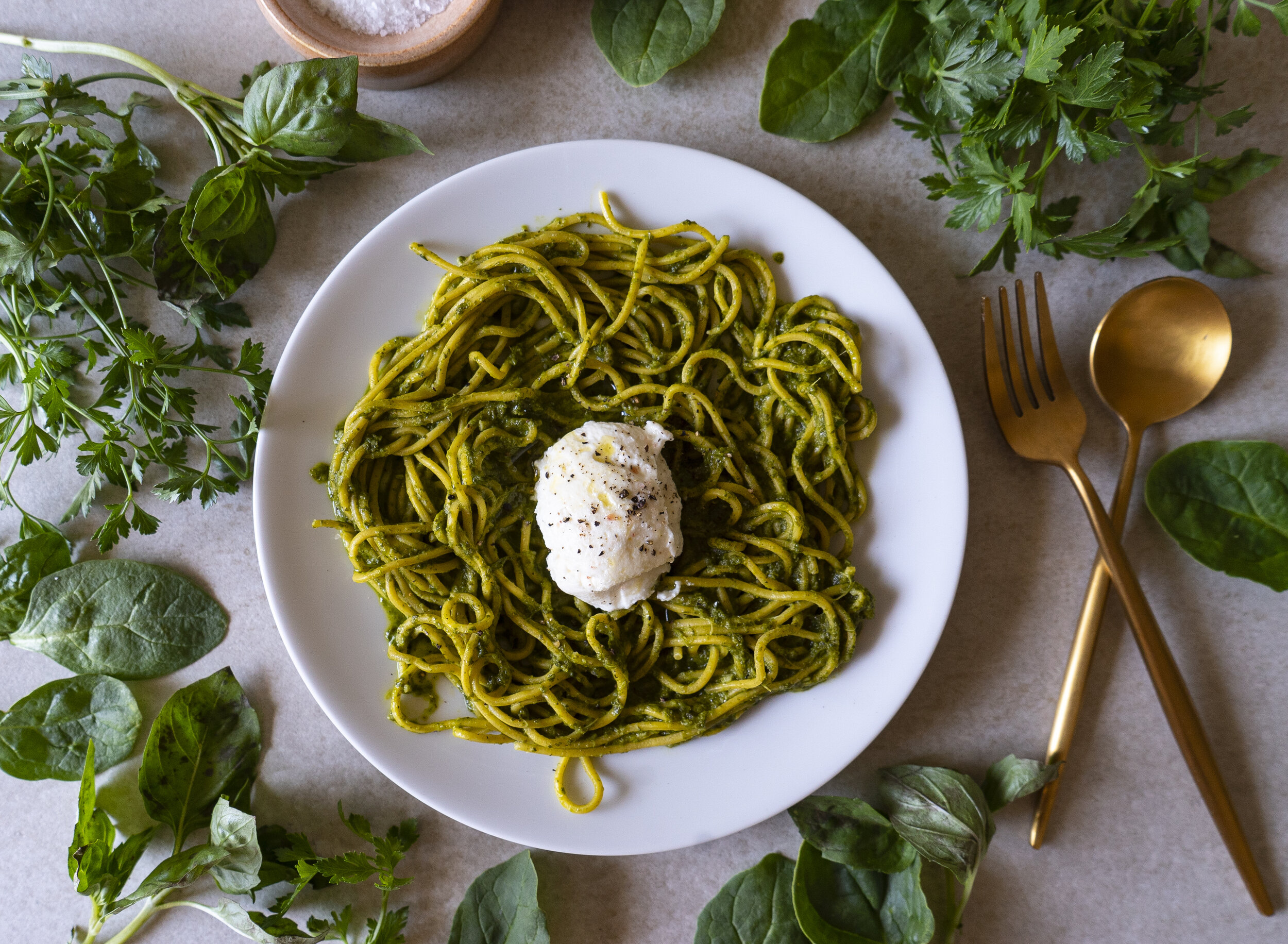 green_spaghetti.jpg