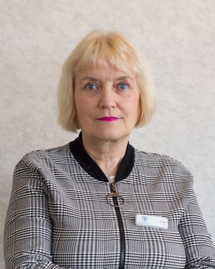 Dr.-Vera-Zdarsky.jpg