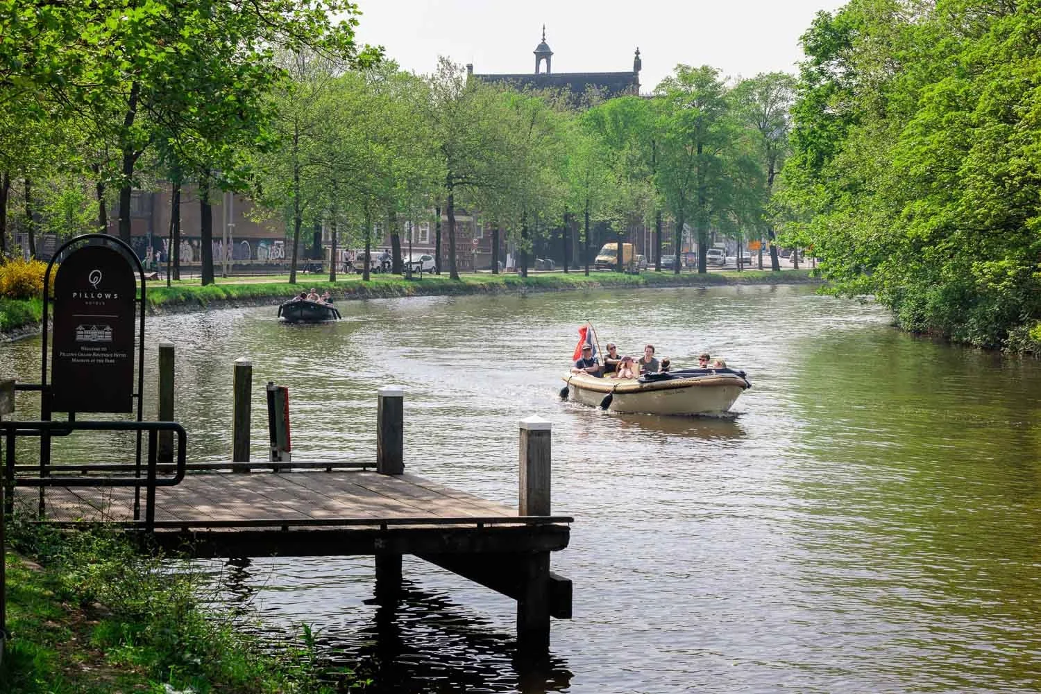 Pillows_Maurits_at_the_Park_Dock_3.jpg
