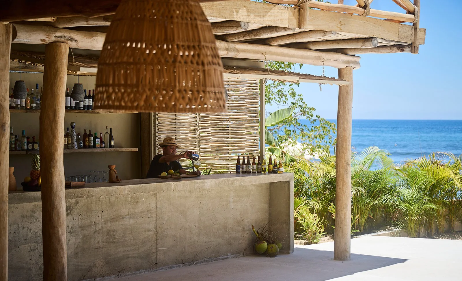 MIXTO - Bar 2.jpg