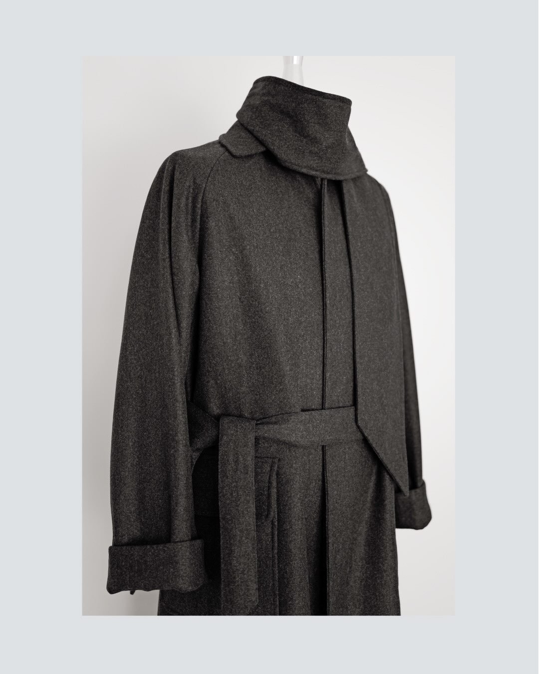 Balmacaan coat with scarf.#yasutokimura#balmacaancoat #madetoorder #unisexclothing #drappers