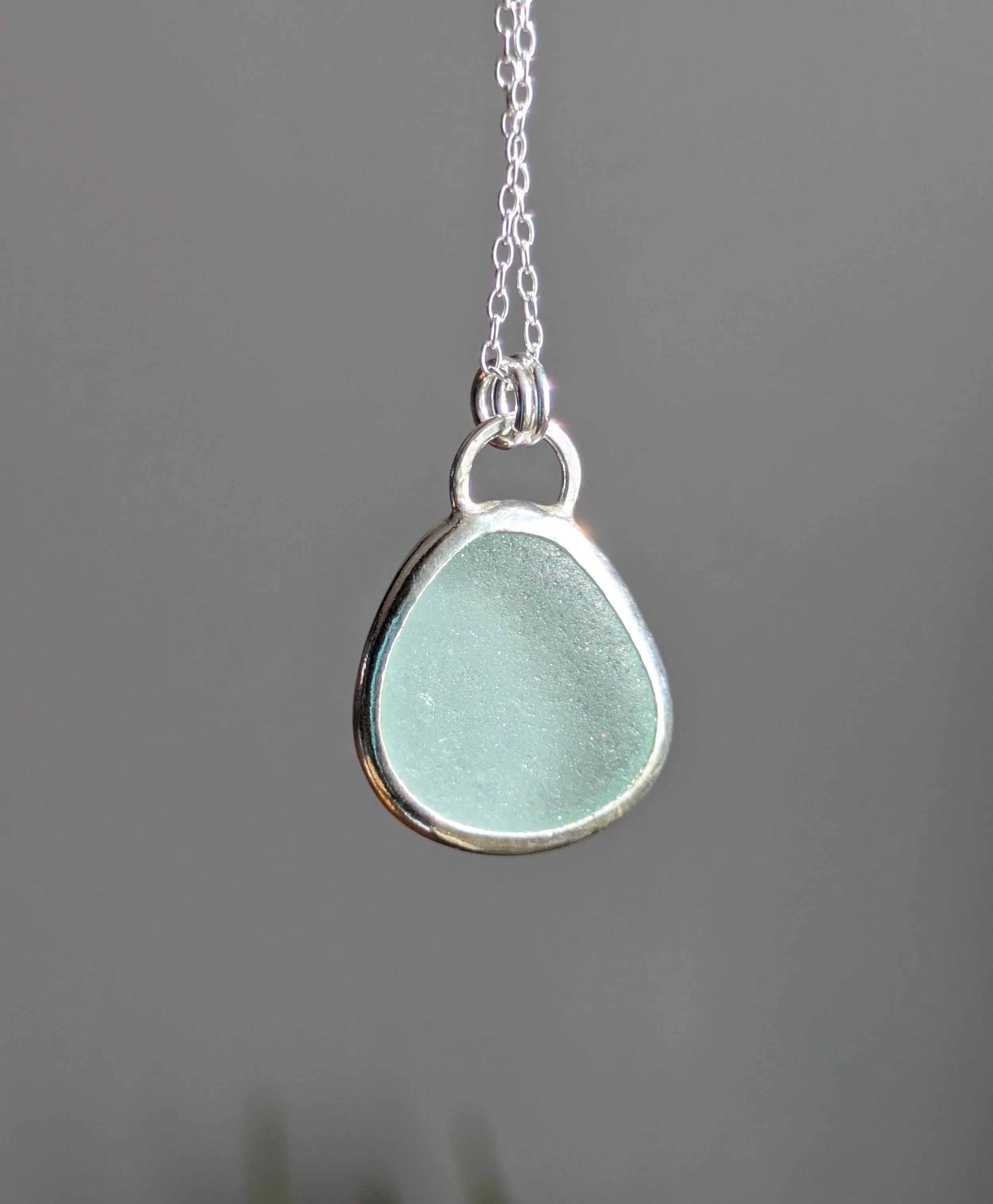 seaglass-brackleshambay-recycledsilver-pendant