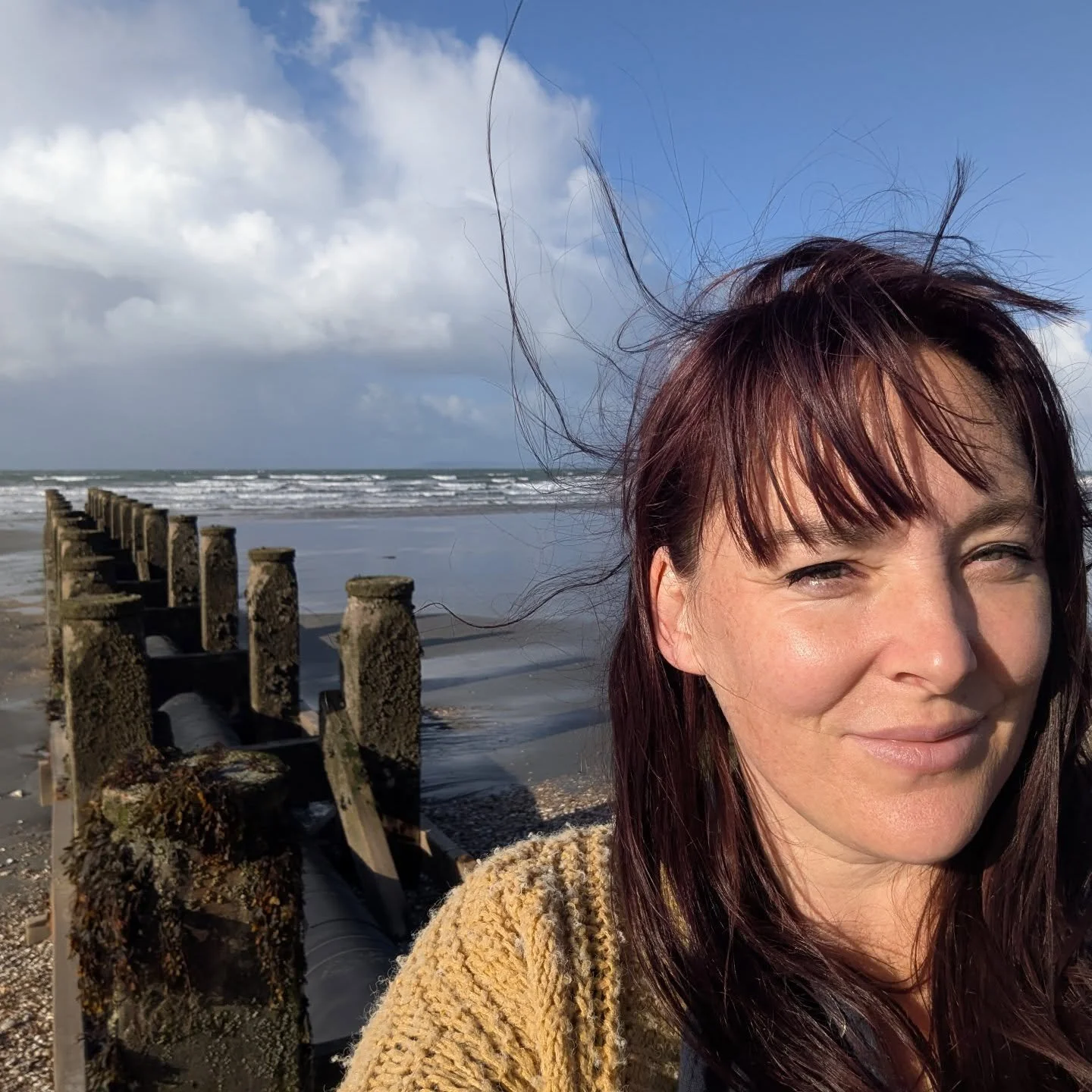 Ok so it's been a while since I popped my face on here!! Hello everyone 👋😘

I've been a bit too busy to make it down to the beach recently so I'm really missing it 😩 but hopefully I'll make time soon. 

We are rapidly approaching the end of the ye