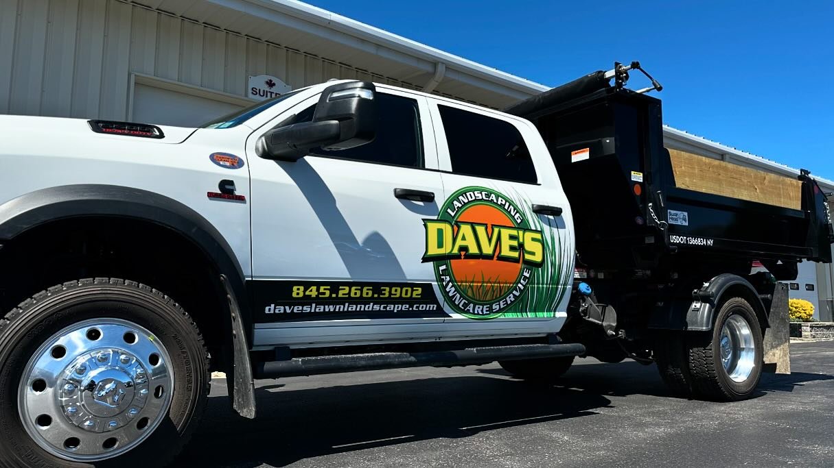 Tried something a little different for Dave&rsquo;s Landscaping&rsquo;s new dump and we are loving how it came out 
.
.
.
#dbgraphics #wrappedbydb #dbbylooker #looker #lookervinylco #wrapped #vinylwrap #vinylwraps #vinylwrapping #carwrap #3m #avery  