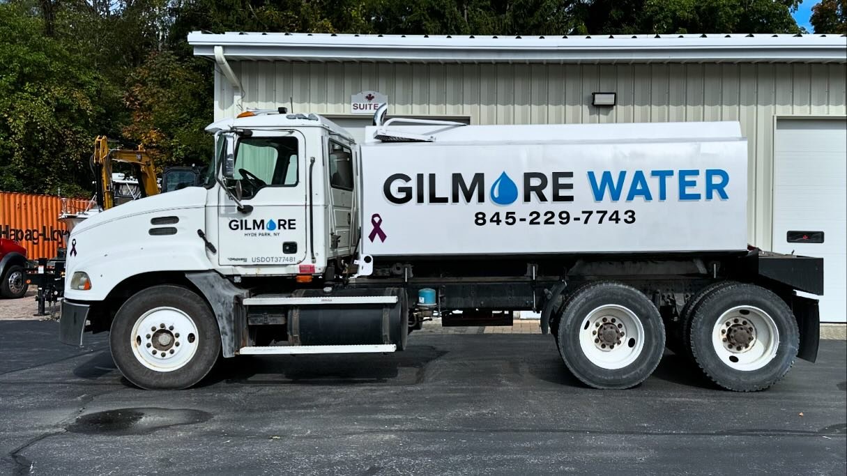 Lettered up this mini taker for Gilmore Water, stay tuned for the next one! 💧 
.
.
.
.
#dbgraphics #wrappedbydb #dbbylooker #looker #lookervinylco #wrapped #vinylwrap #vinylwraps #vinylwrapping #carwrap #3m #avery  #paintisdead #wraps #customgraphic
