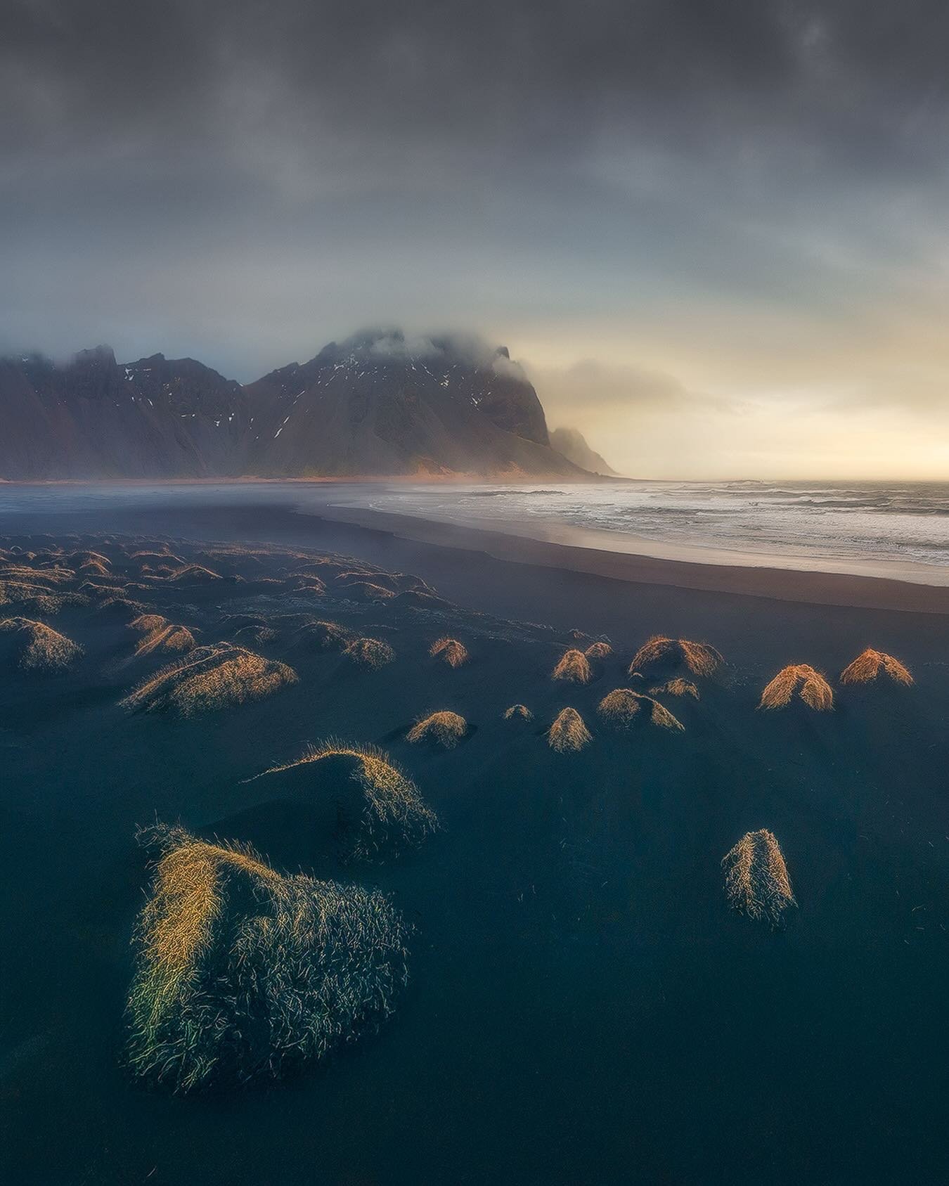 The black lava sand beach of Stokksness in the golden light of sunrise. 🇮🇸☀️❤️ Hope you enjoy!

&raquo; To follow my work and learn about my composition and post-processing techniques, visit my website fransvanderboom.com or click the link in my bi