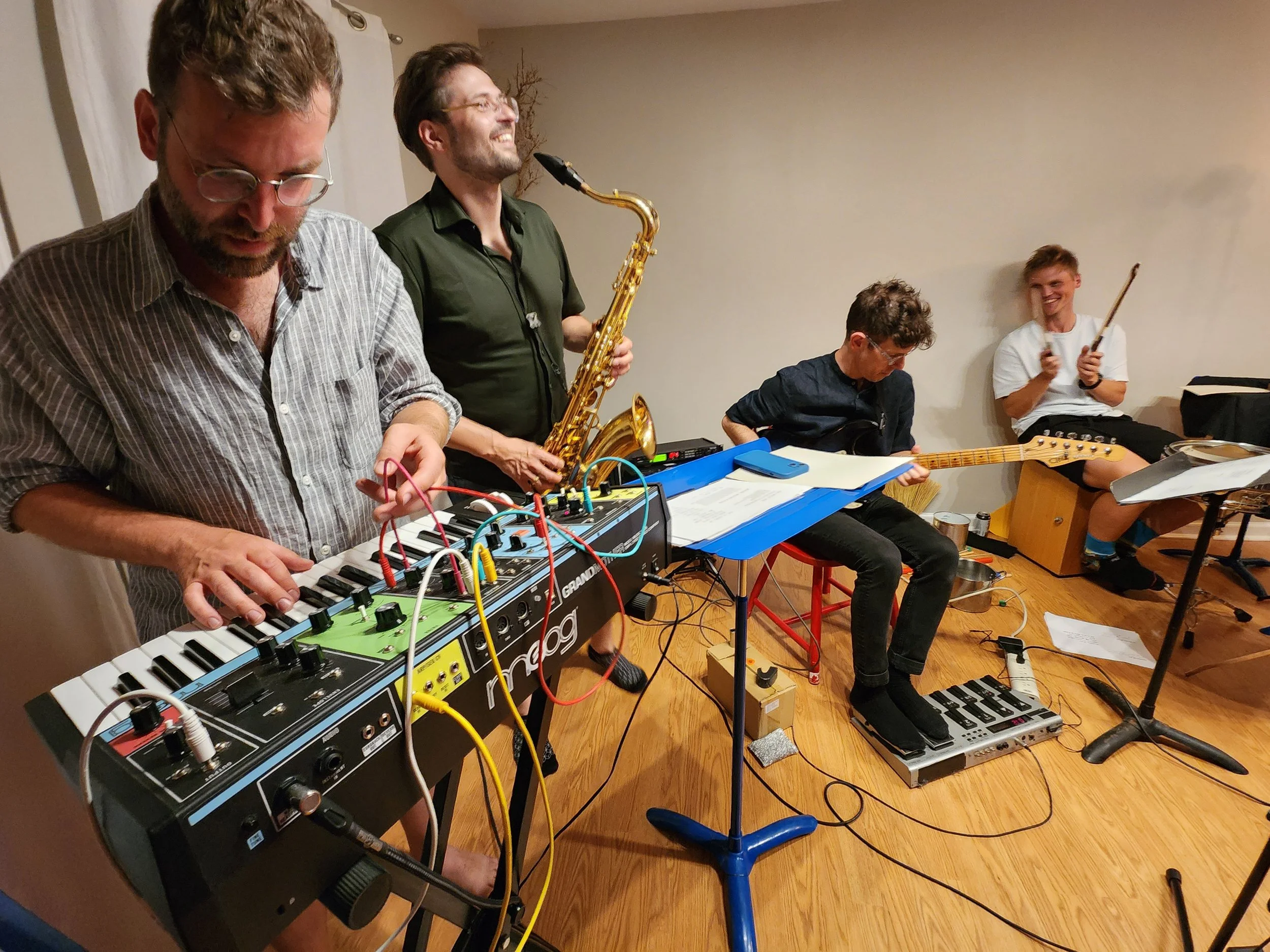 Ensemble Nikel_01.jpg